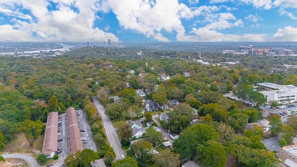 HILLCREST - Residential