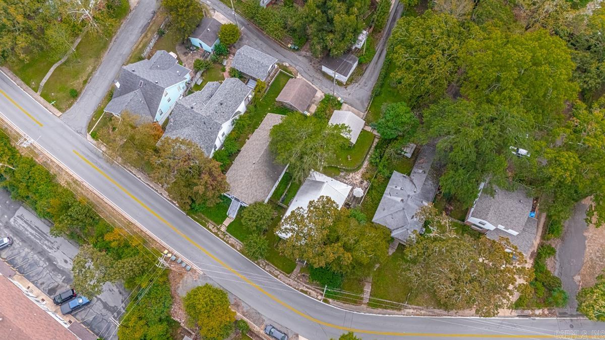 HILLCREST - Residential