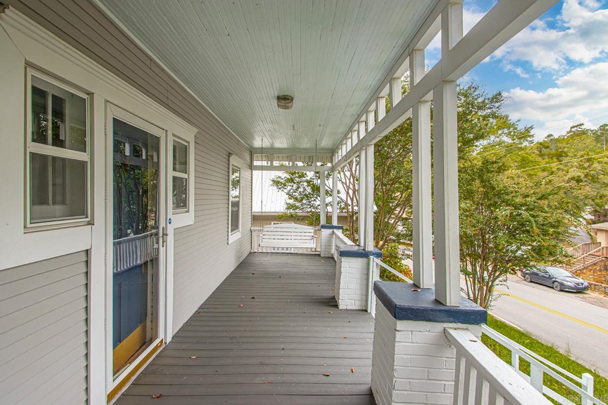 HILLCREST - Residential