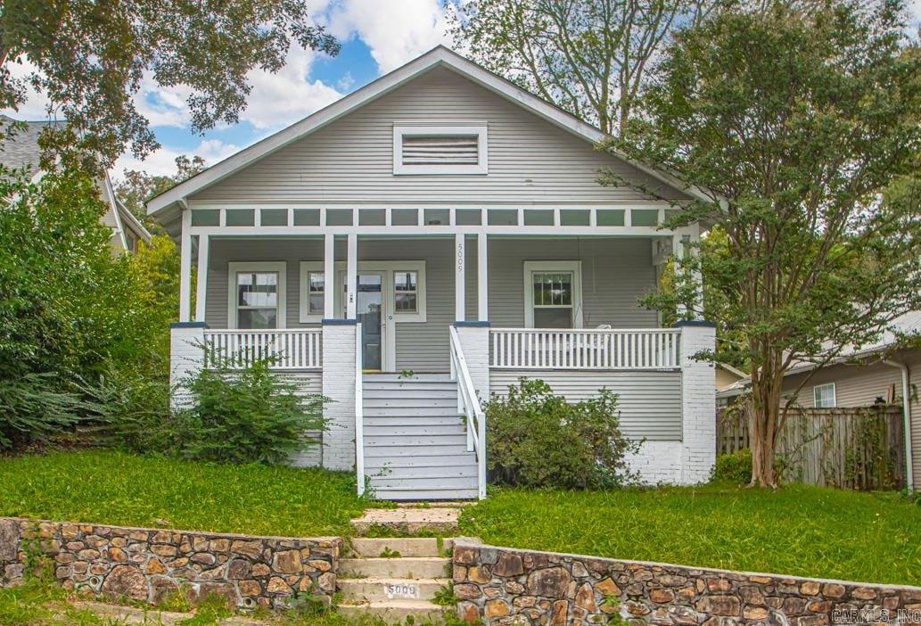 HILLCREST - Residential