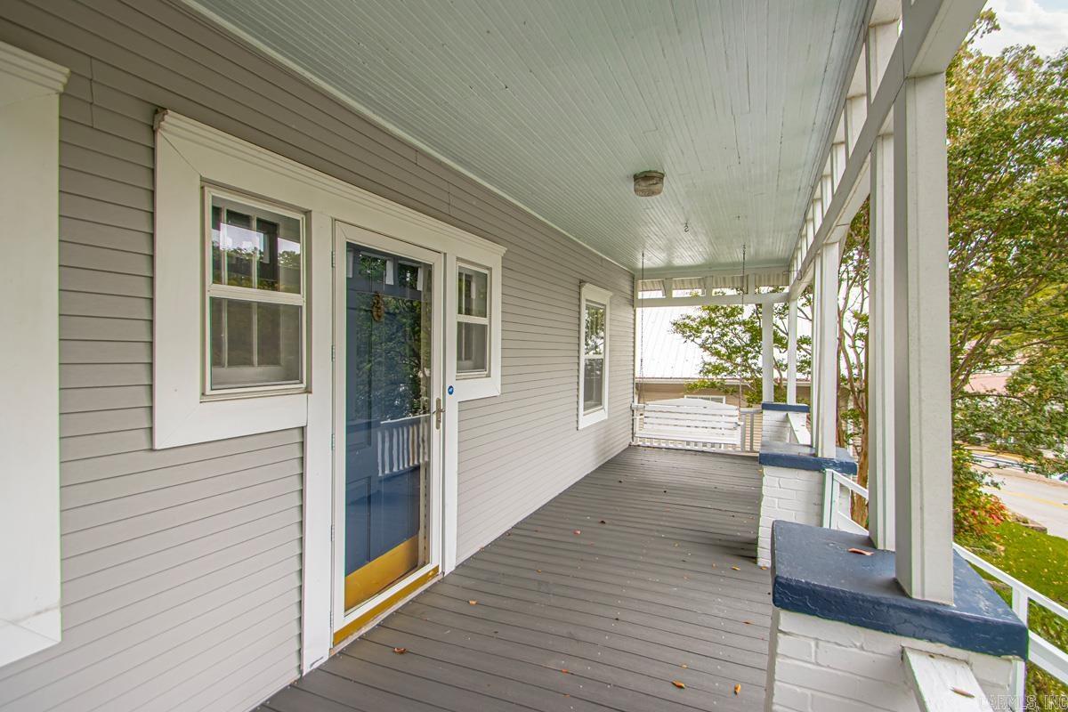 HILLCREST - Residential