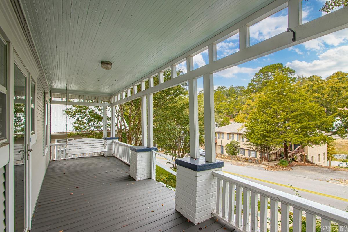 HILLCREST - Residential