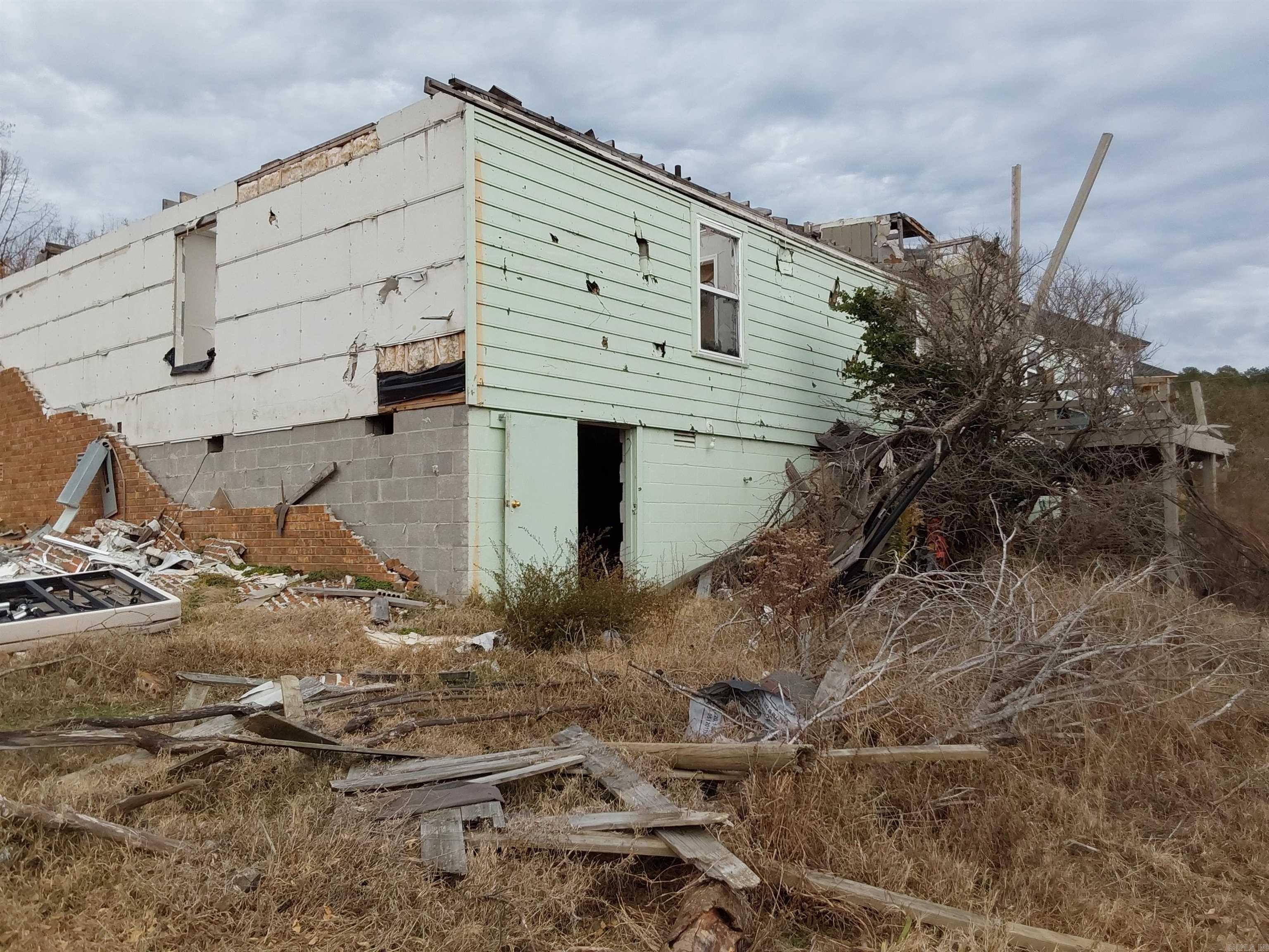 LUDINGTON HGTS - Residential