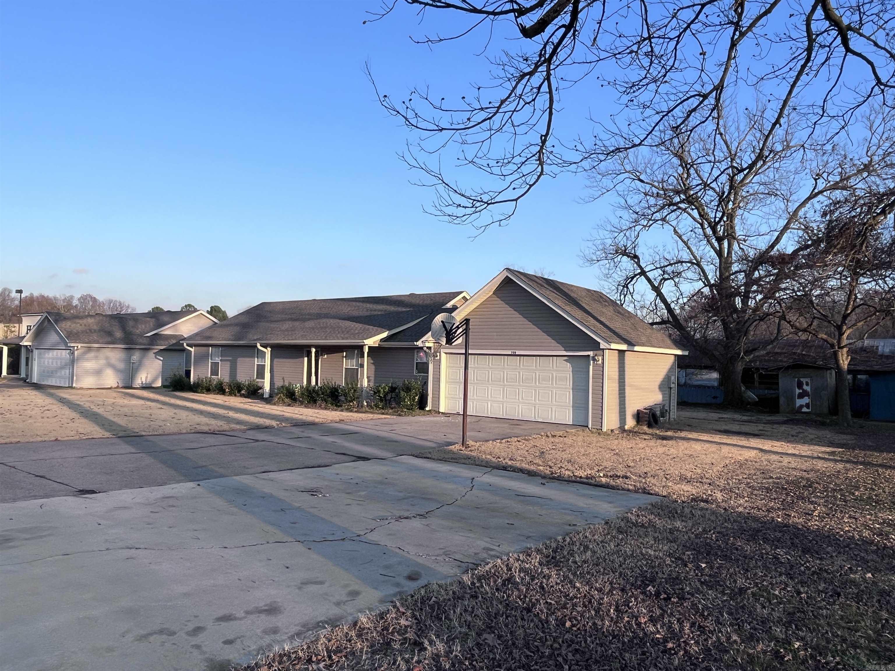 Cabot City Area - Residential Lease