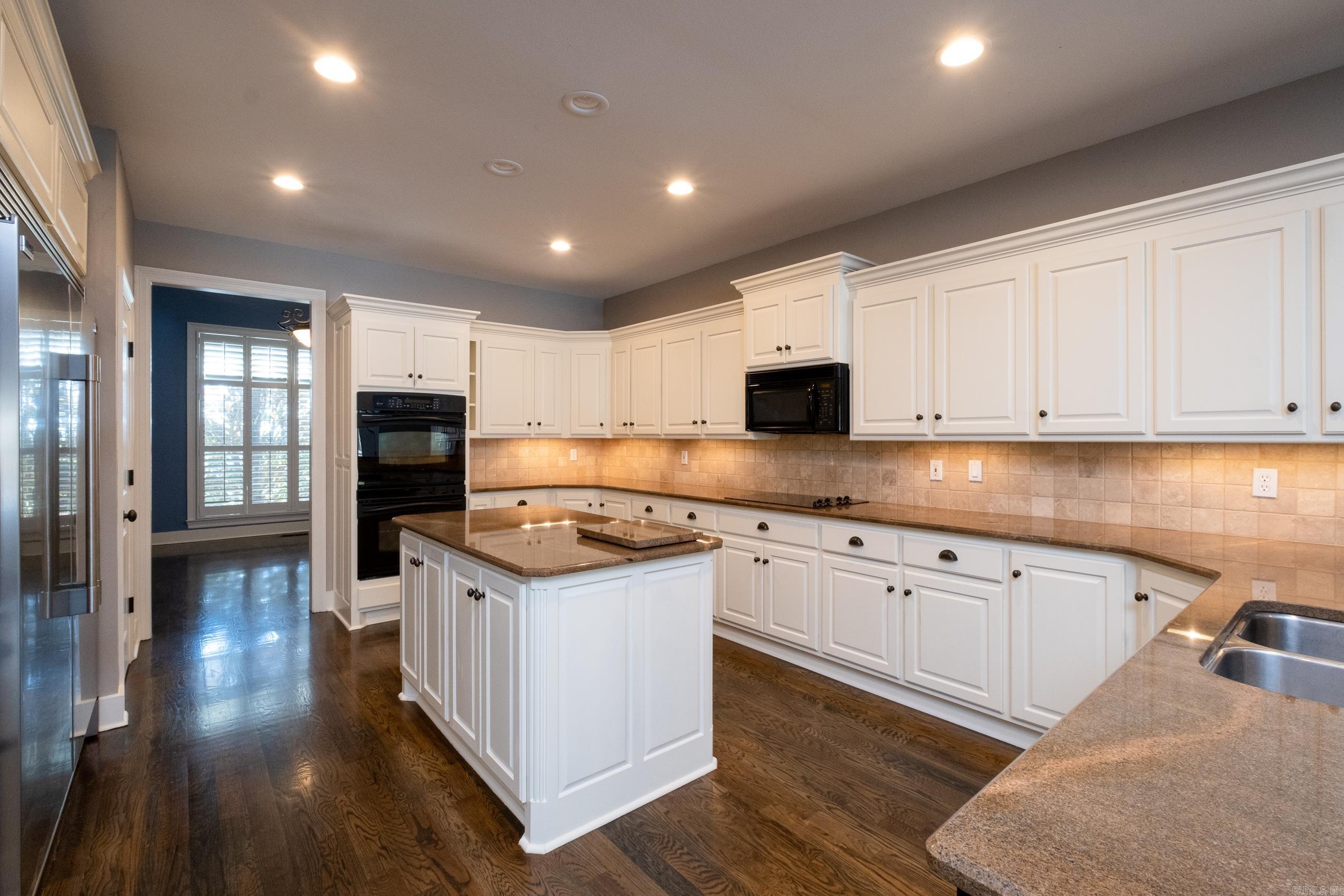 CHENAL VALLEY LAMARCHE PLACE NBH - Residential
