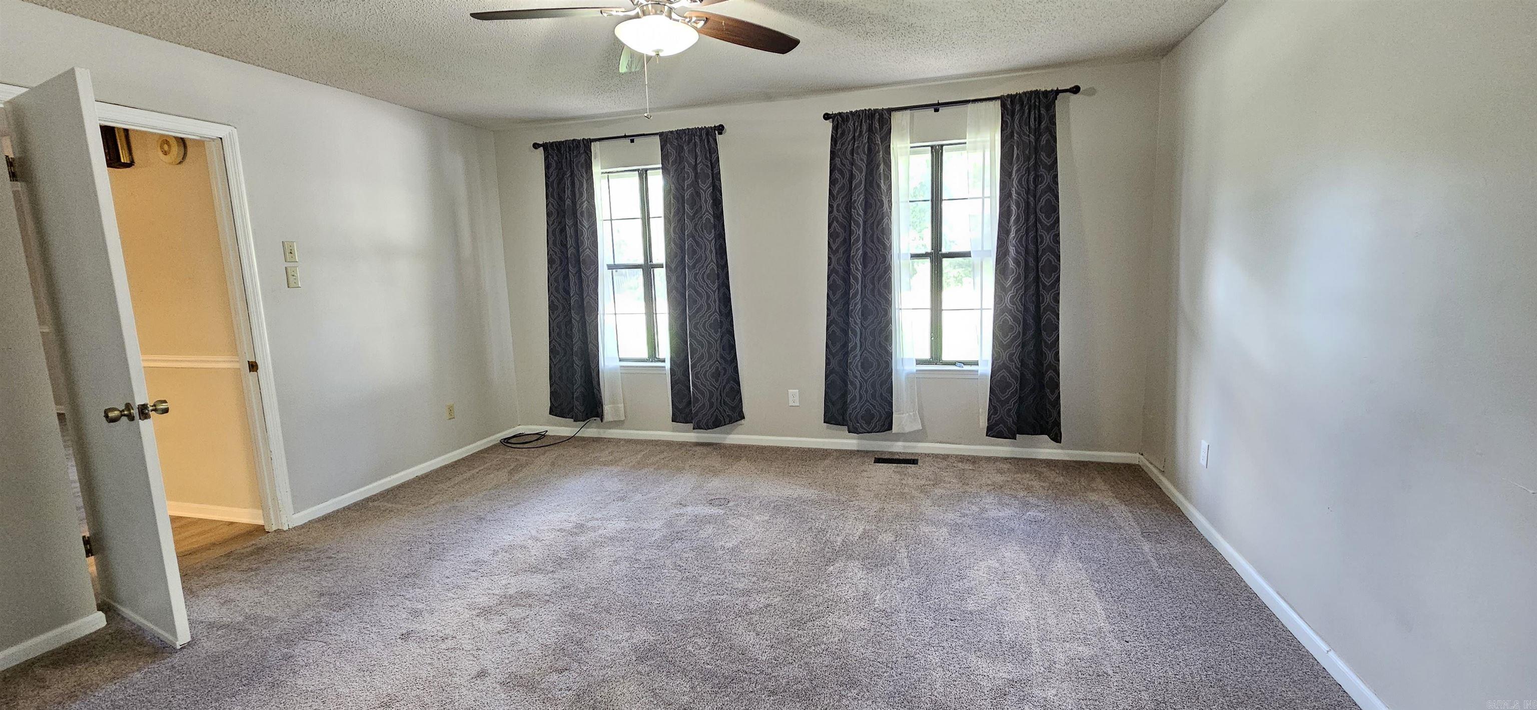 SILVER CREEK - Residential Lease