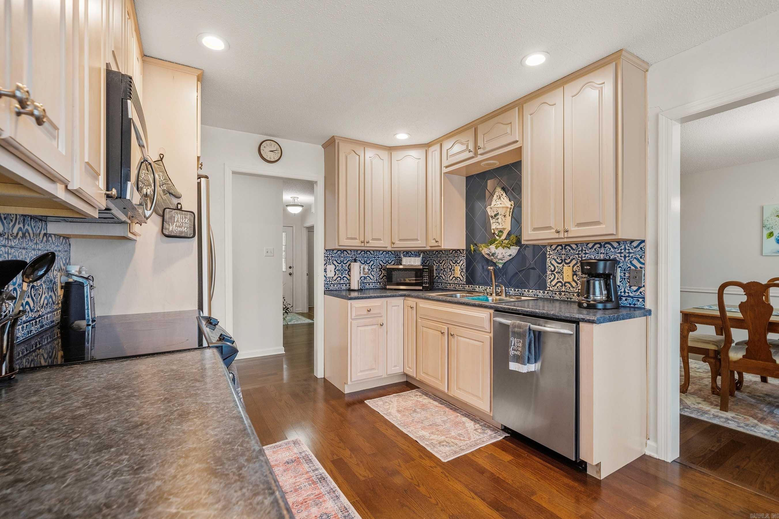 SANTA CRUZ - Residential