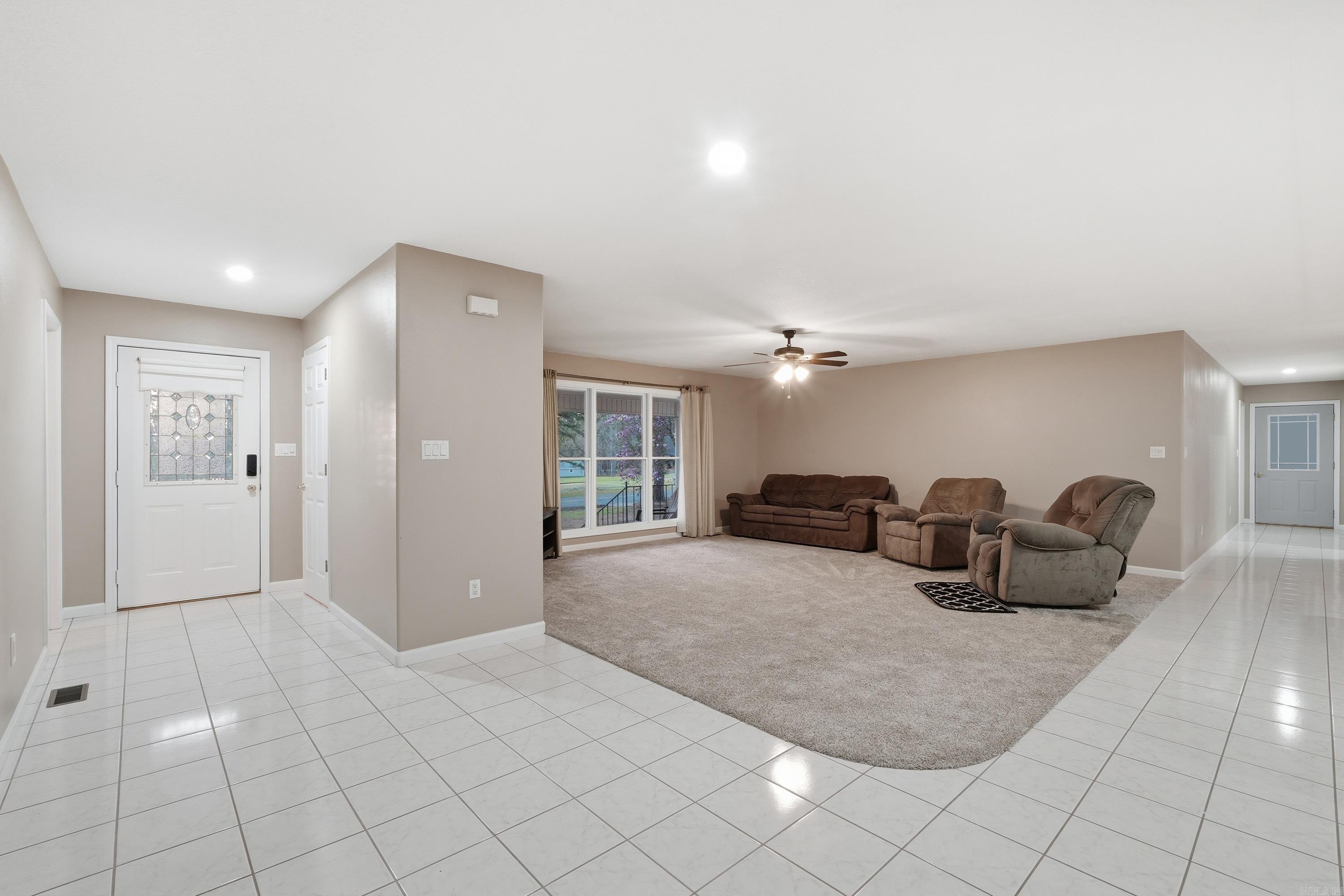 MOUNTAIN RANCH - Residential