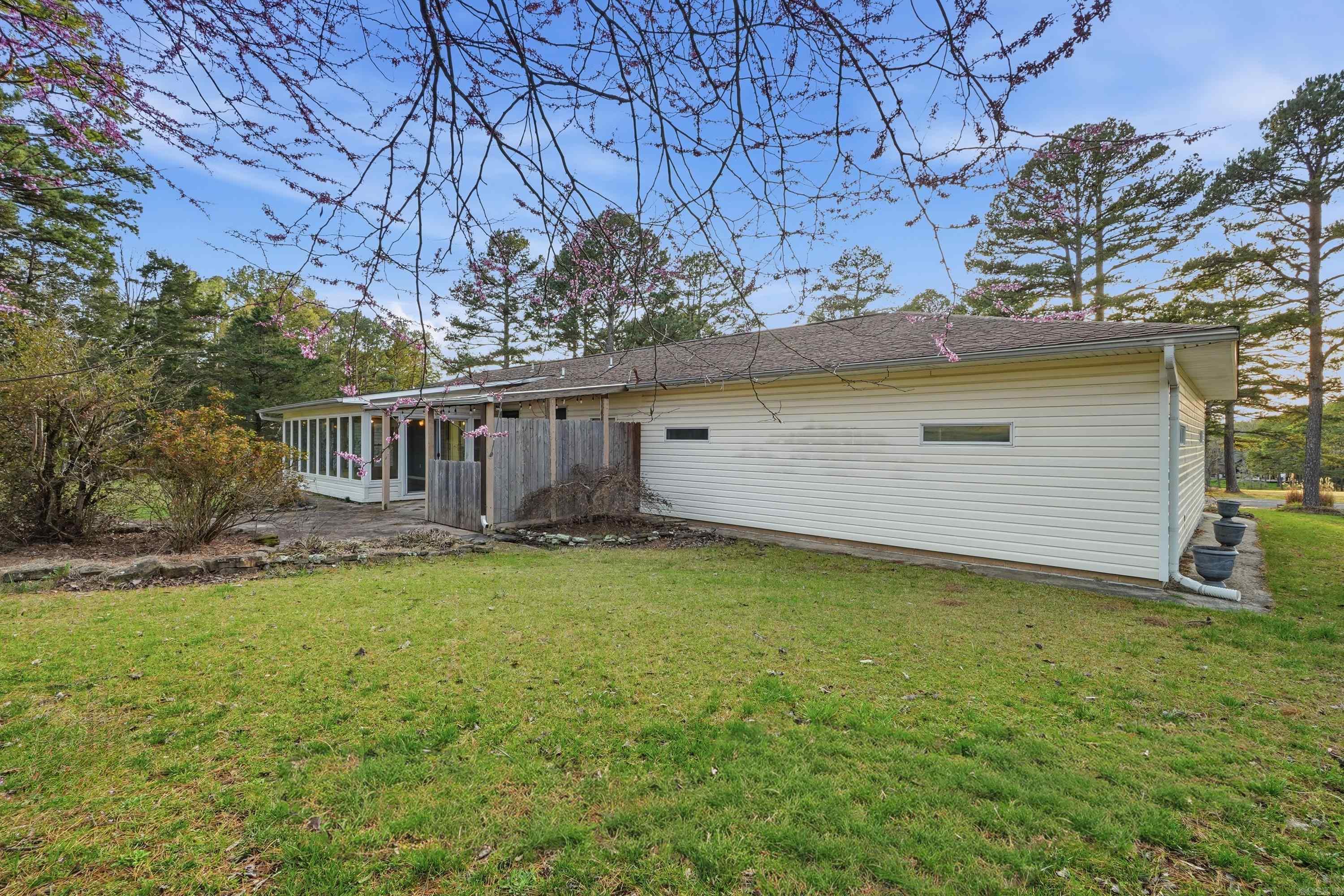 MOUNTAIN RANCH - Residential