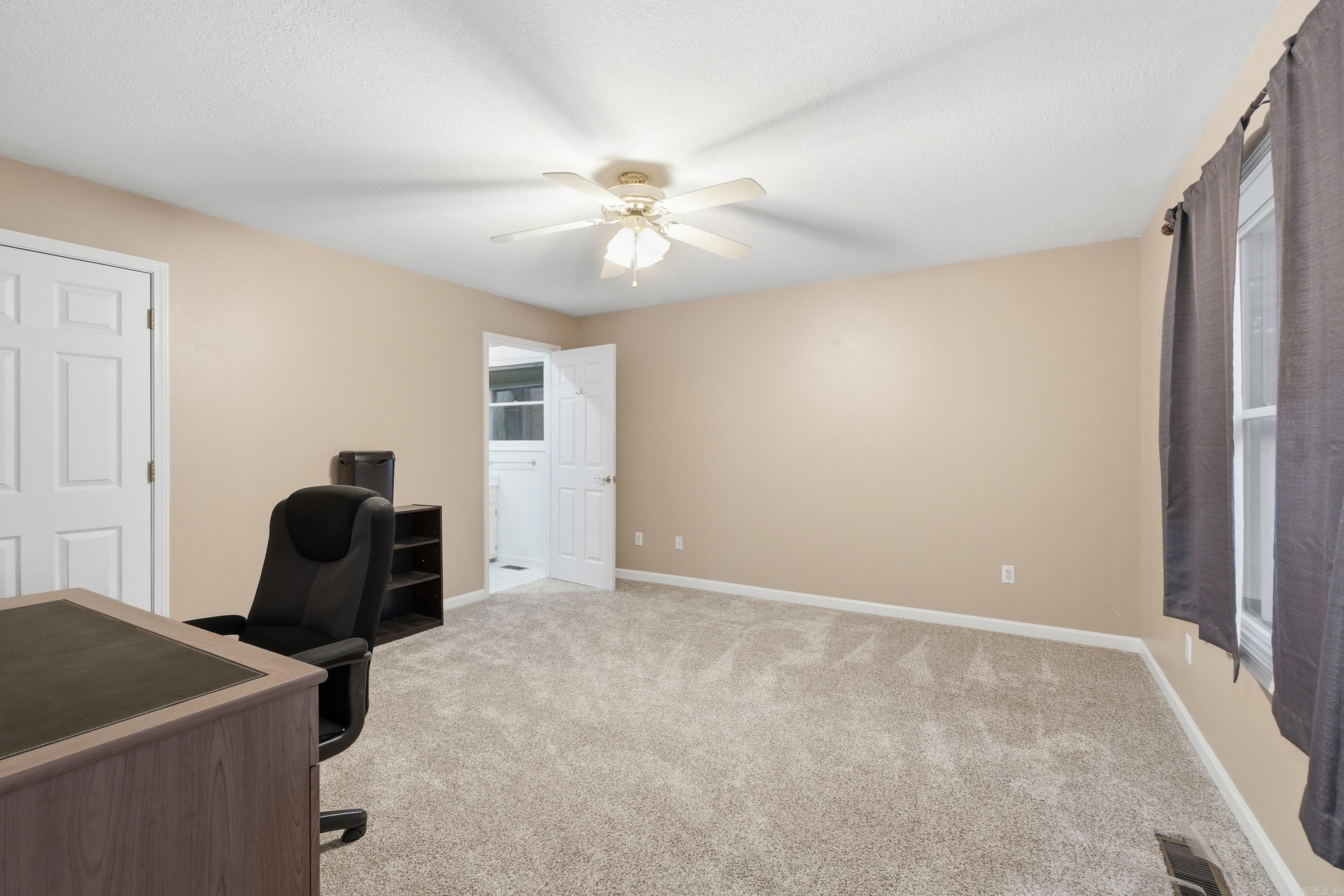 MOUNTAIN RANCH - Residential