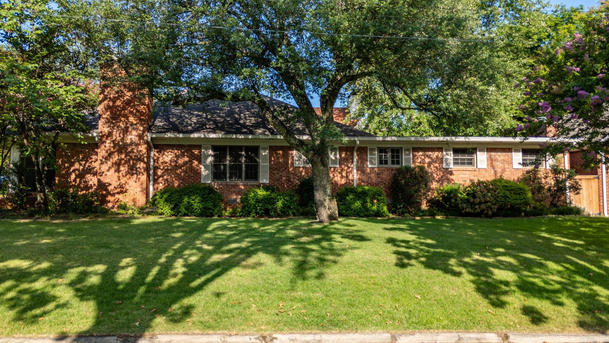 NEWTONS - Residential