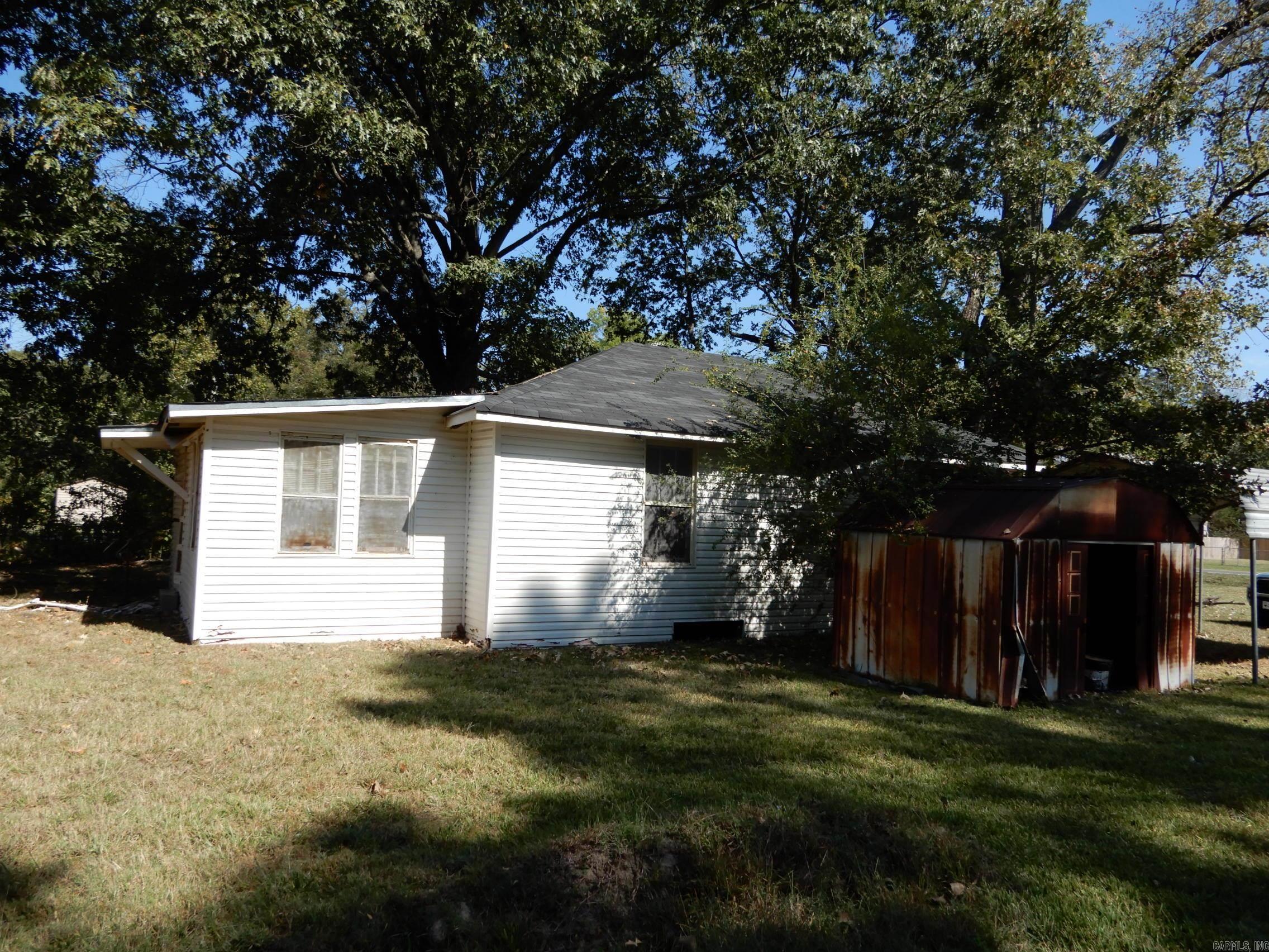 VICTORY GARDEN ACRES - Residential