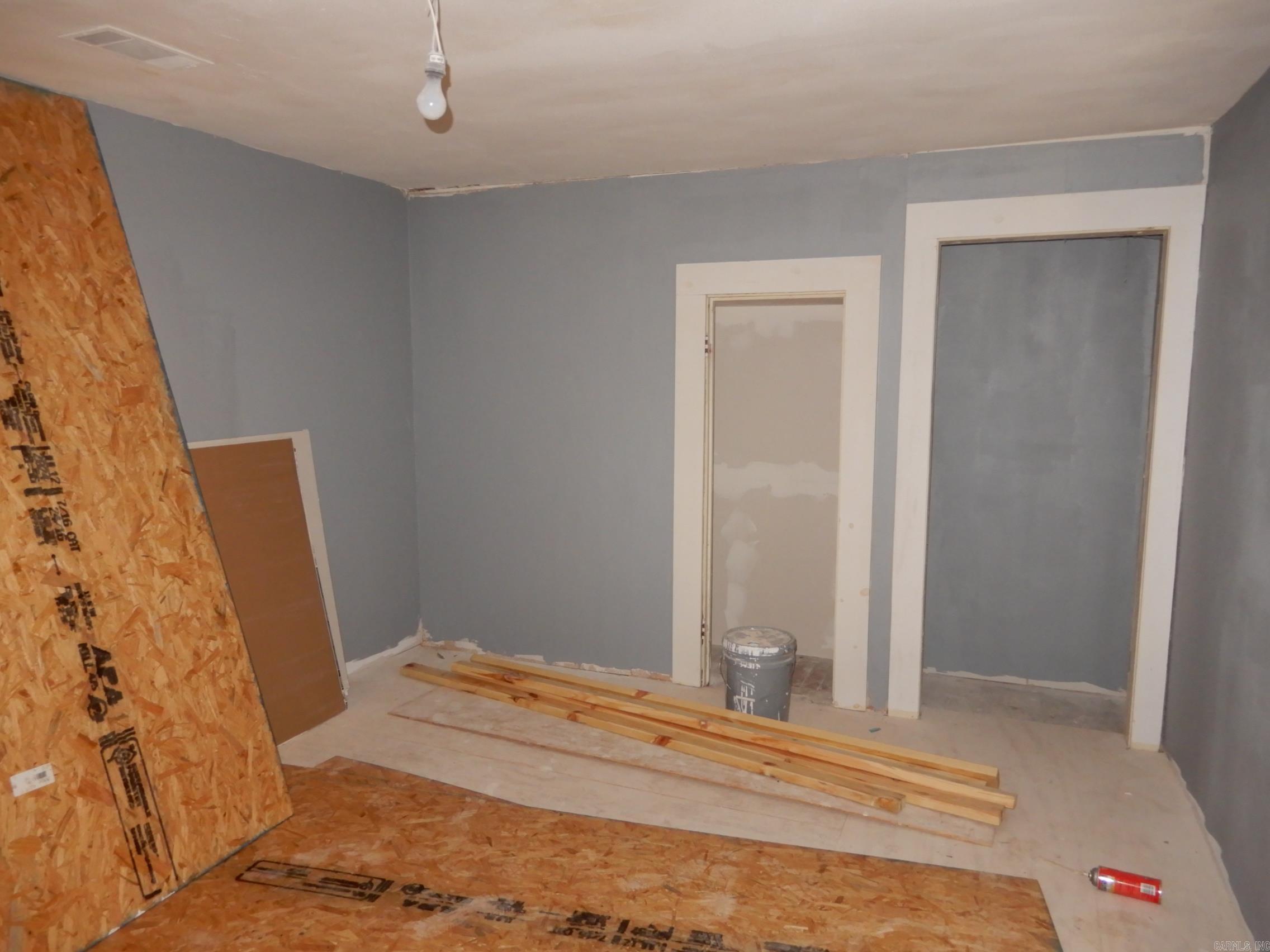 VICTORY GARDEN ACRES - Residential