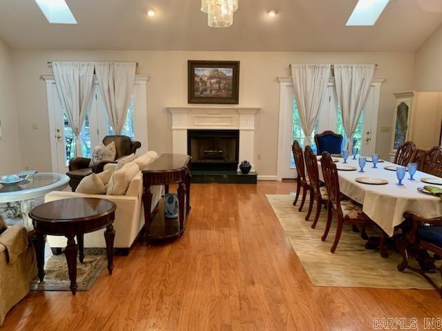 COUNTRY CLUB ESTATES - Residential