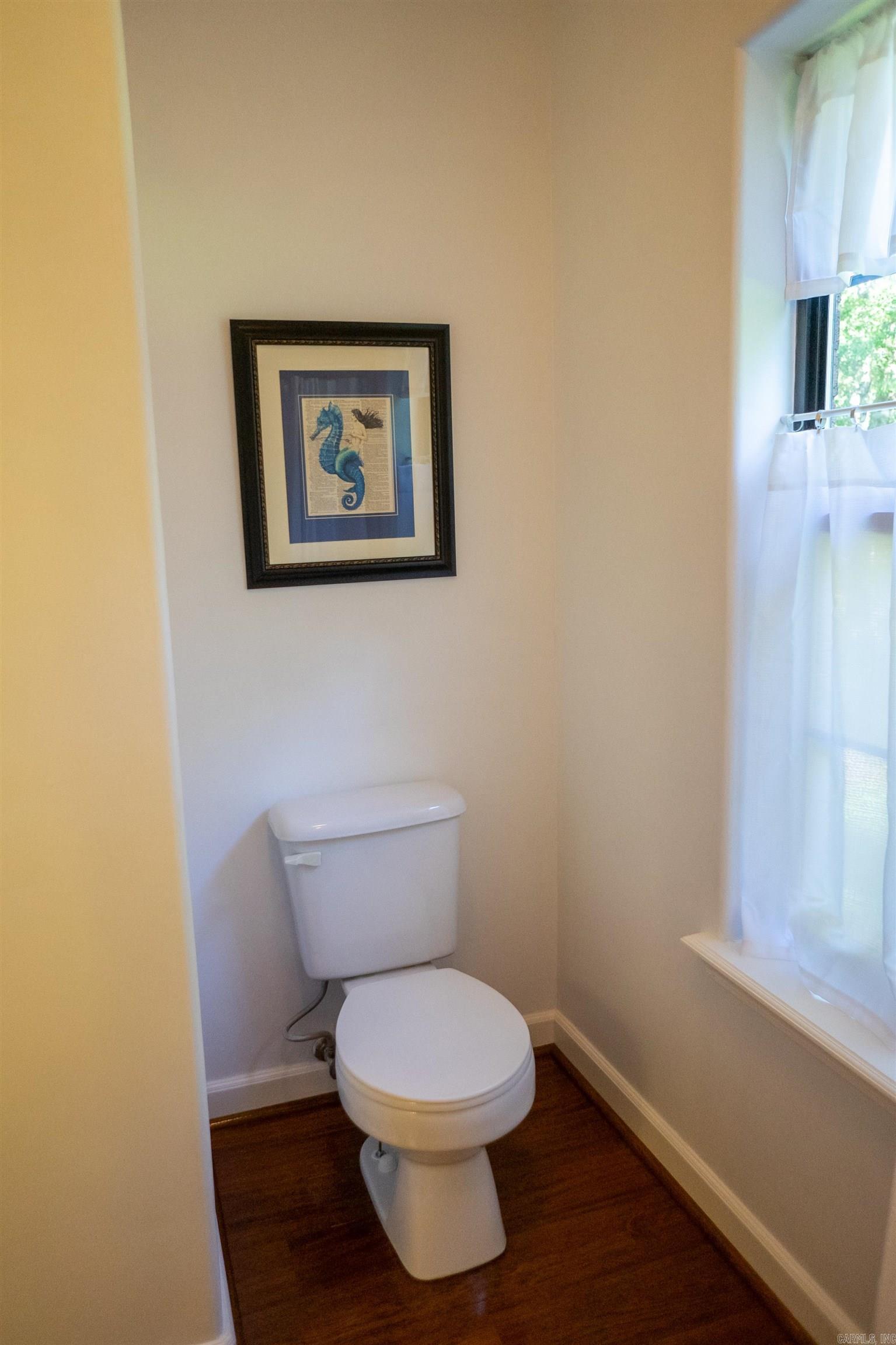 COUNTRY CLUB ESTATES - Residential