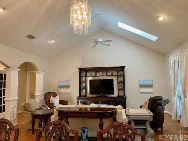 COUNTRY CLUB ESTATES - Residential