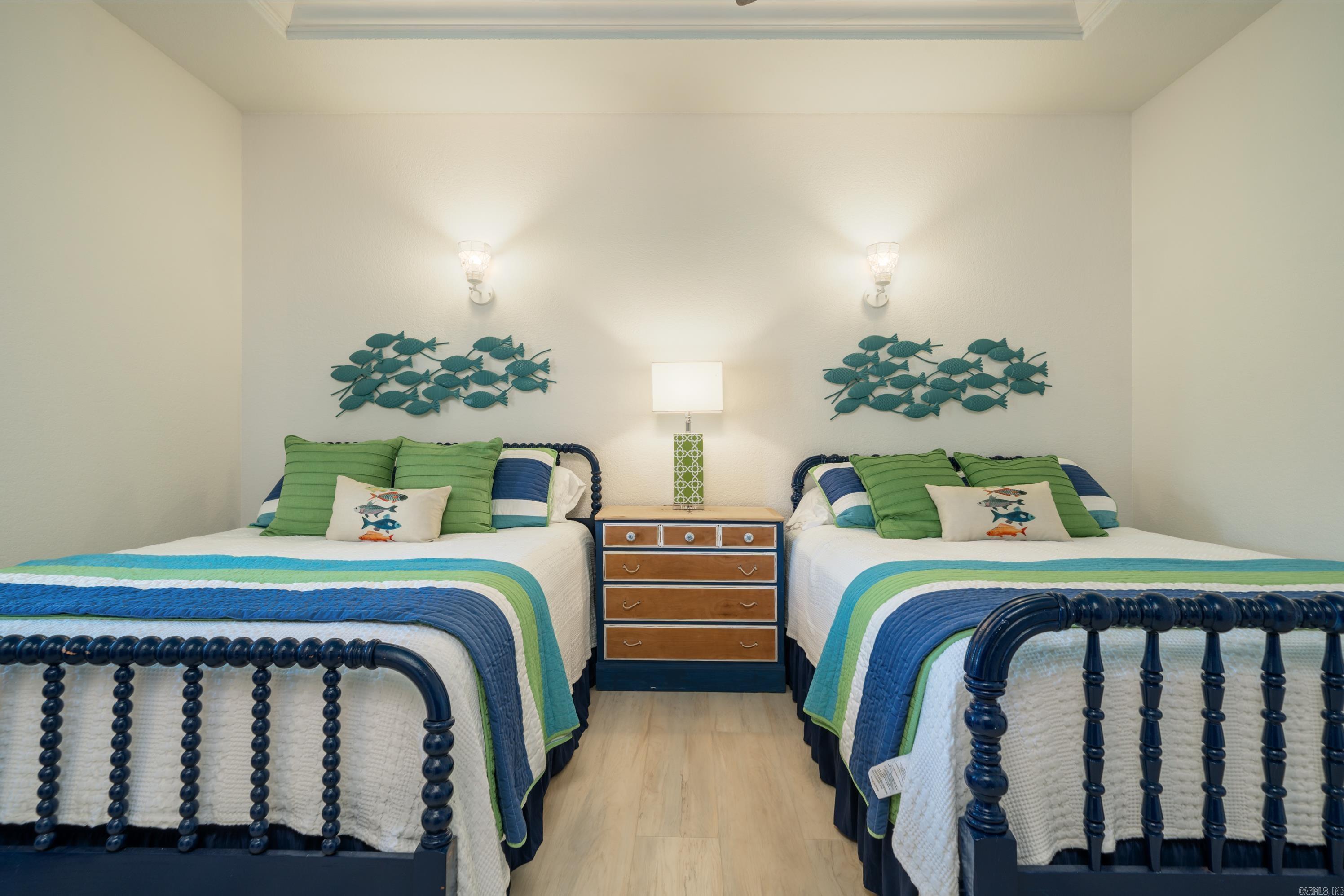 Moonlight Cove Vill - Residential