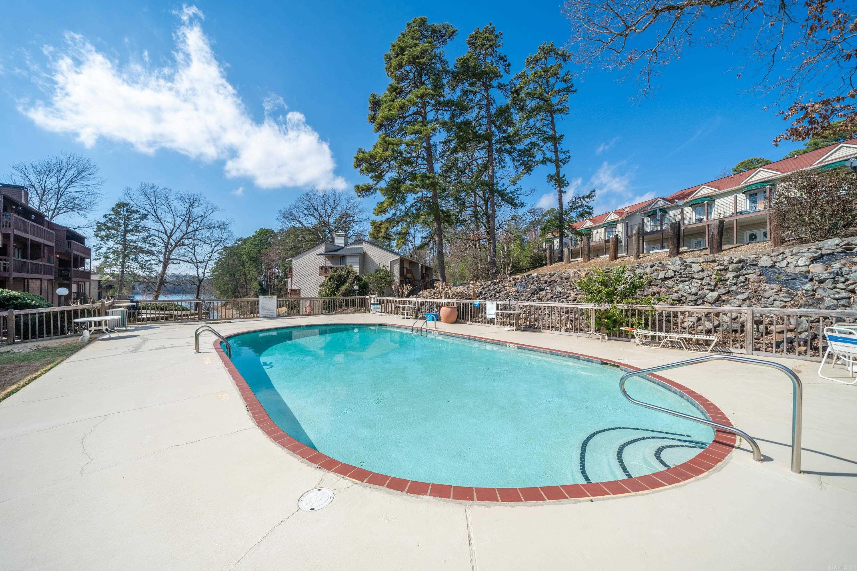 Moonlight Cove Vill - Residential