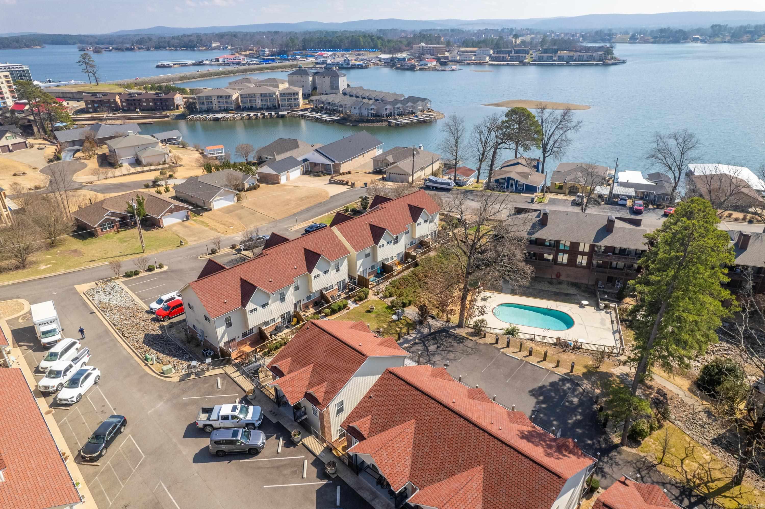 Moonlight Cove Vill - Residential