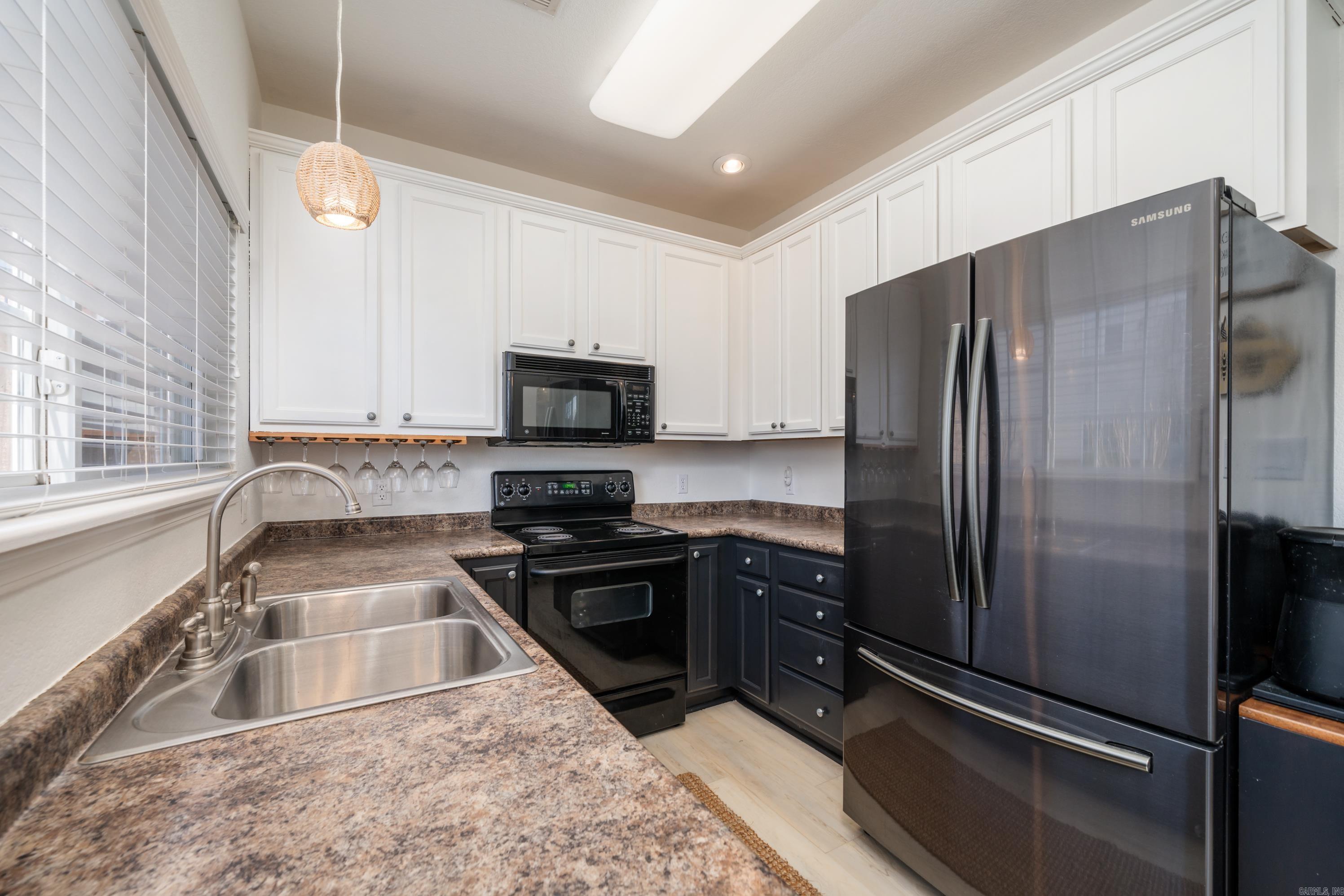 Moonlight Cove Vill - Residential