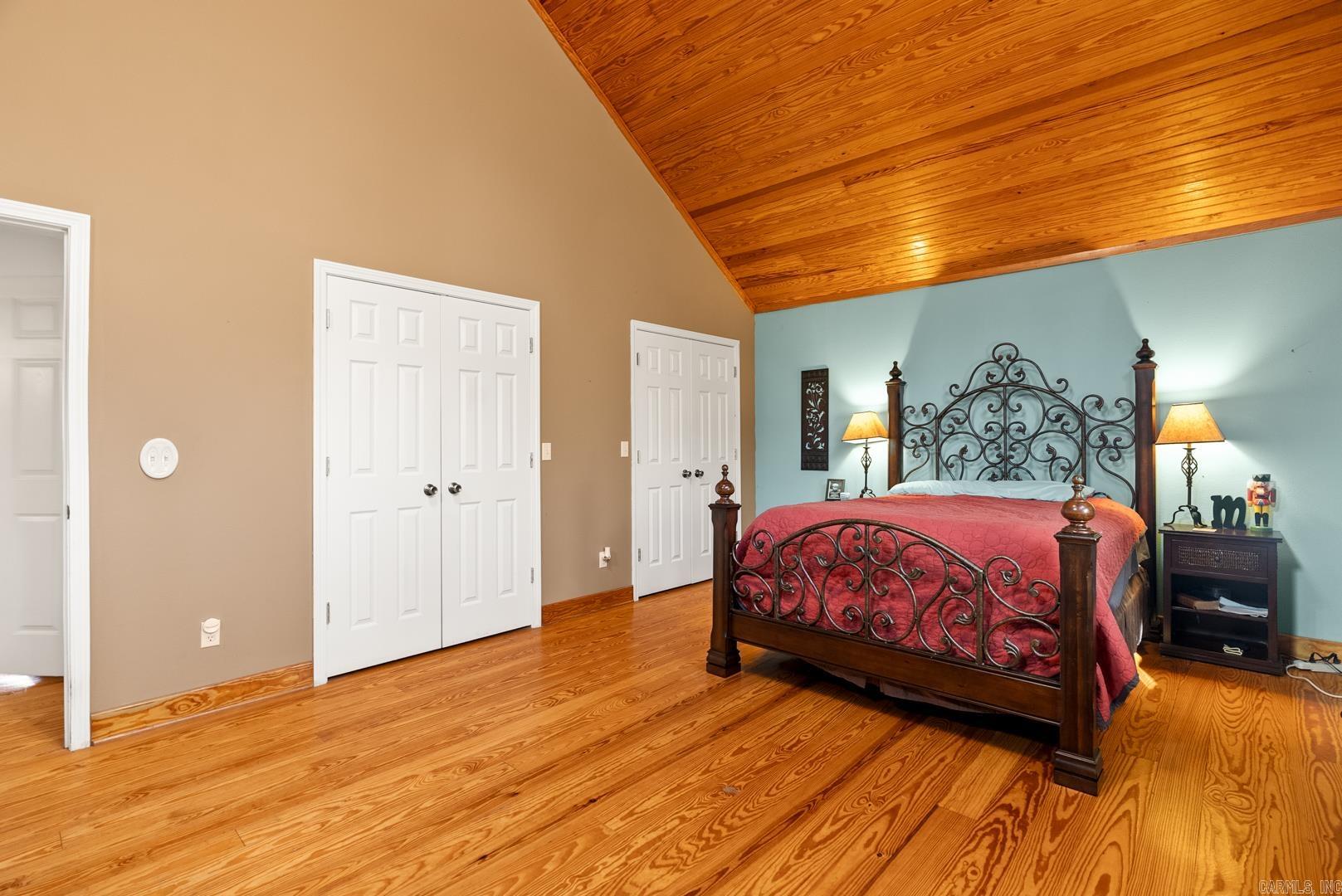 EAGLES NEST - Residential