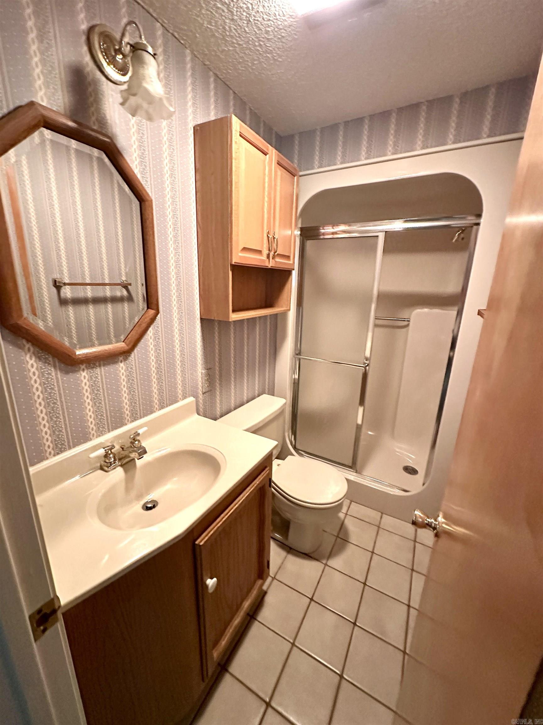 ROYAL OAKS - Residential