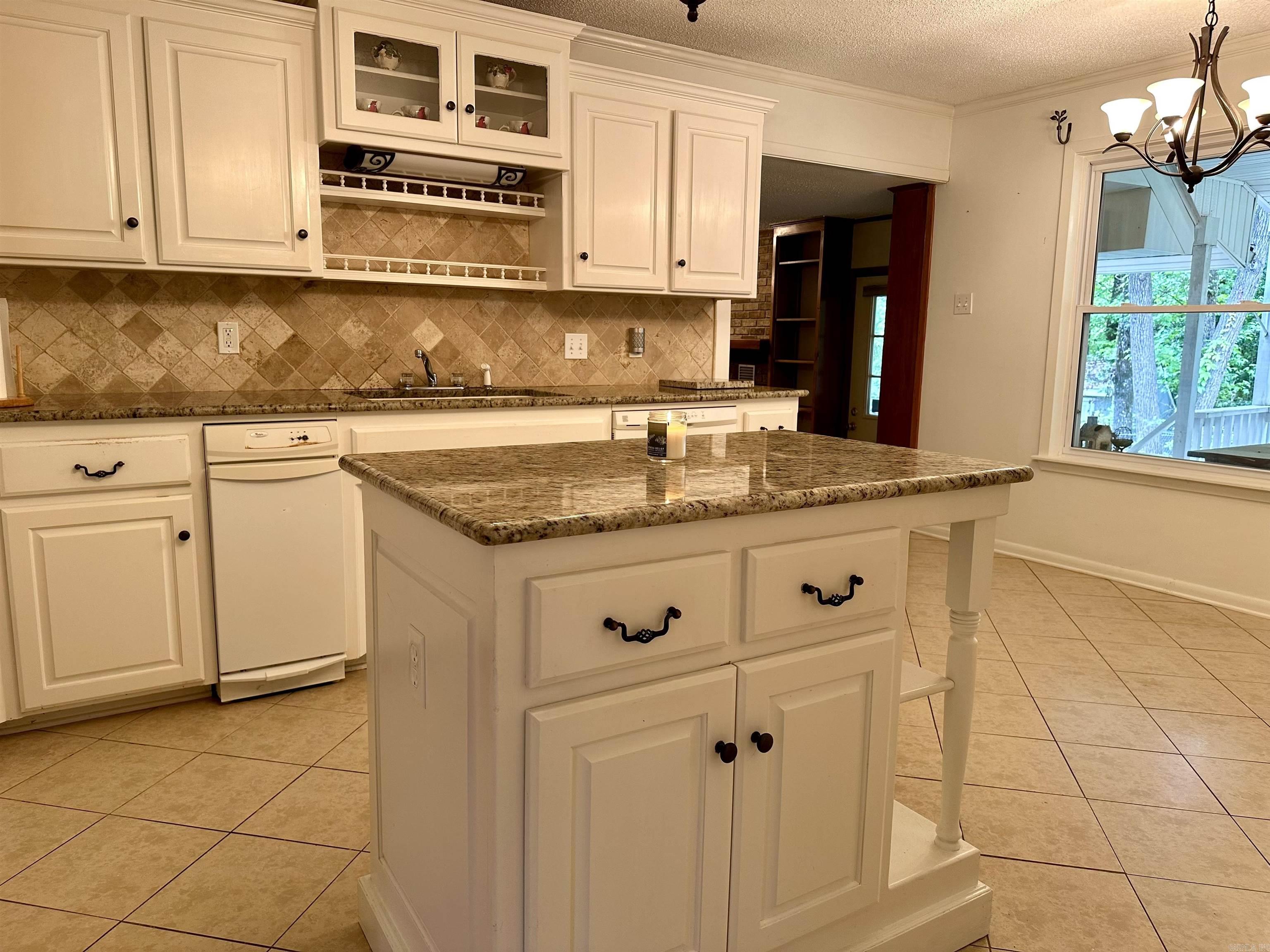 ROYAL OAKS - Residential