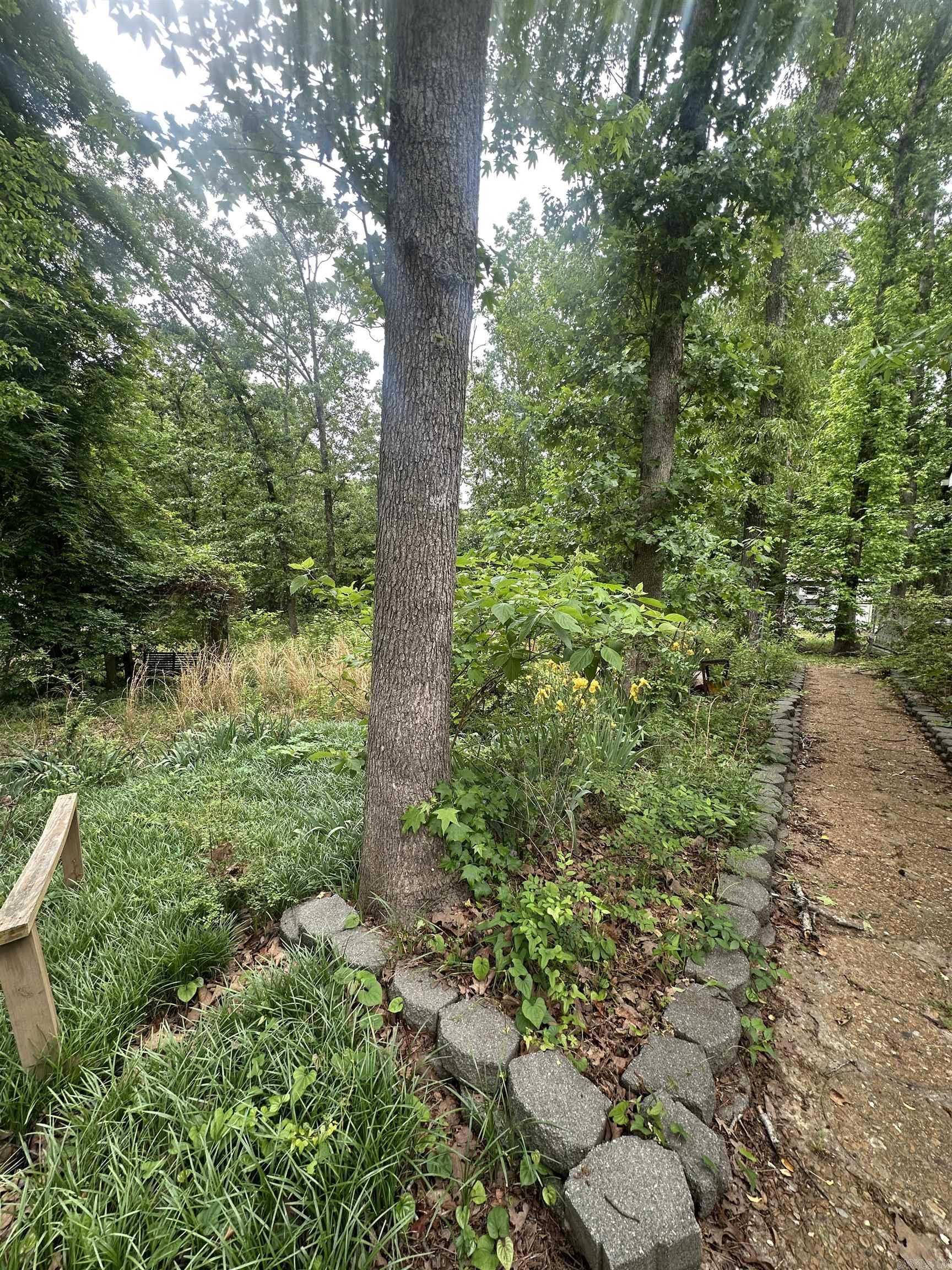 ROYAL OAKS - Residential