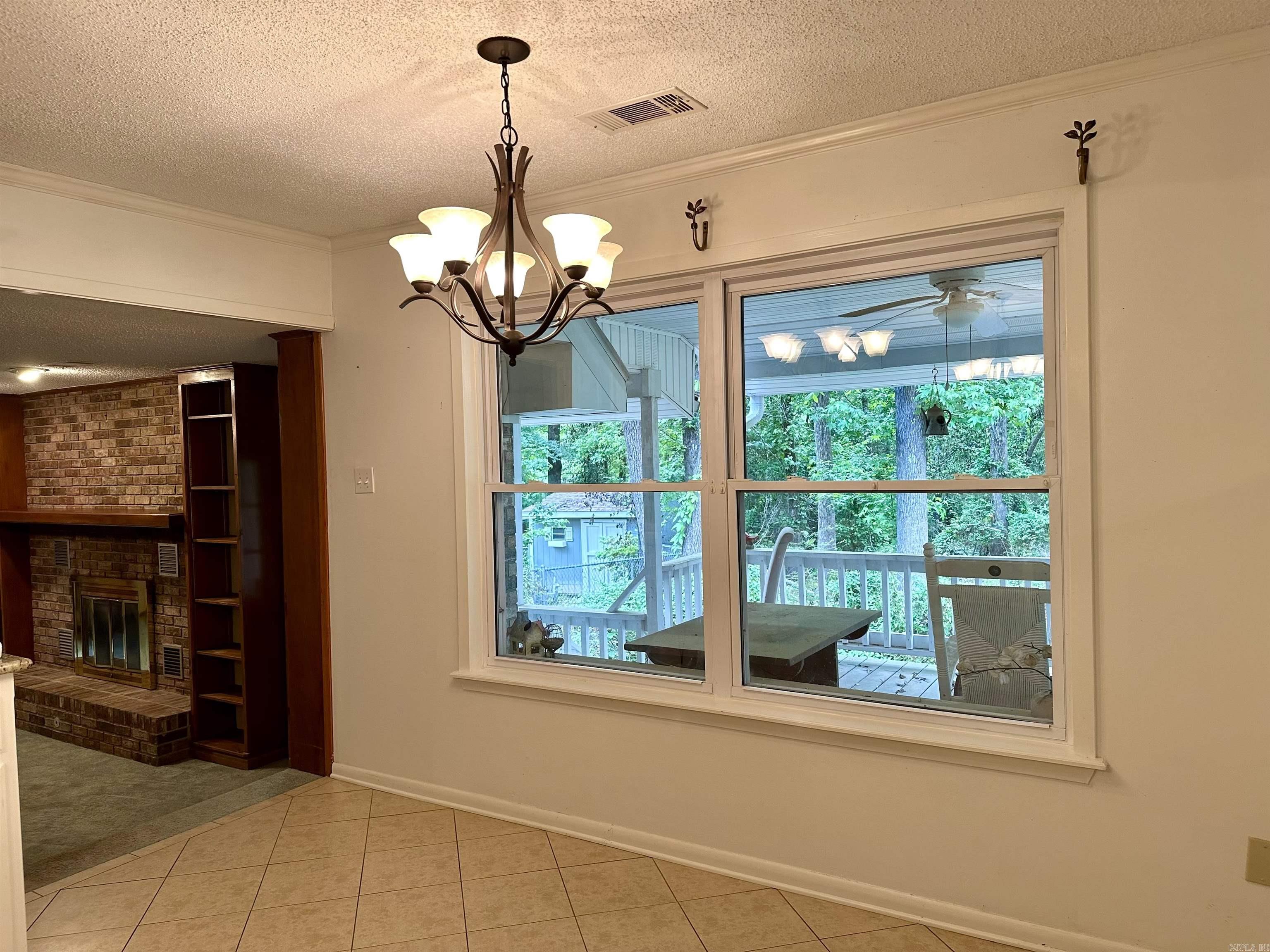 ROYAL OAKS - Residential