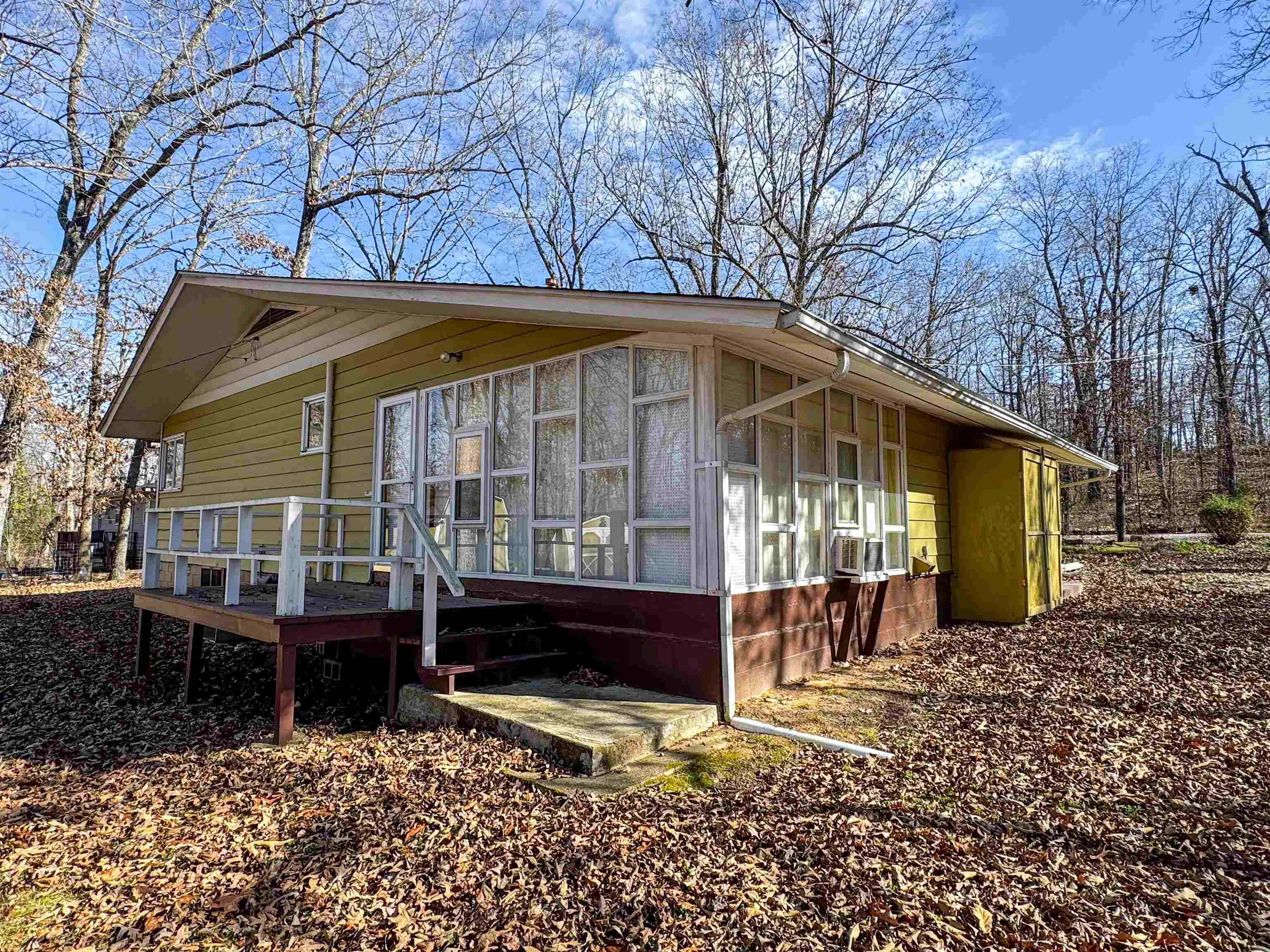 LAKE FORREST ADDN - Residential