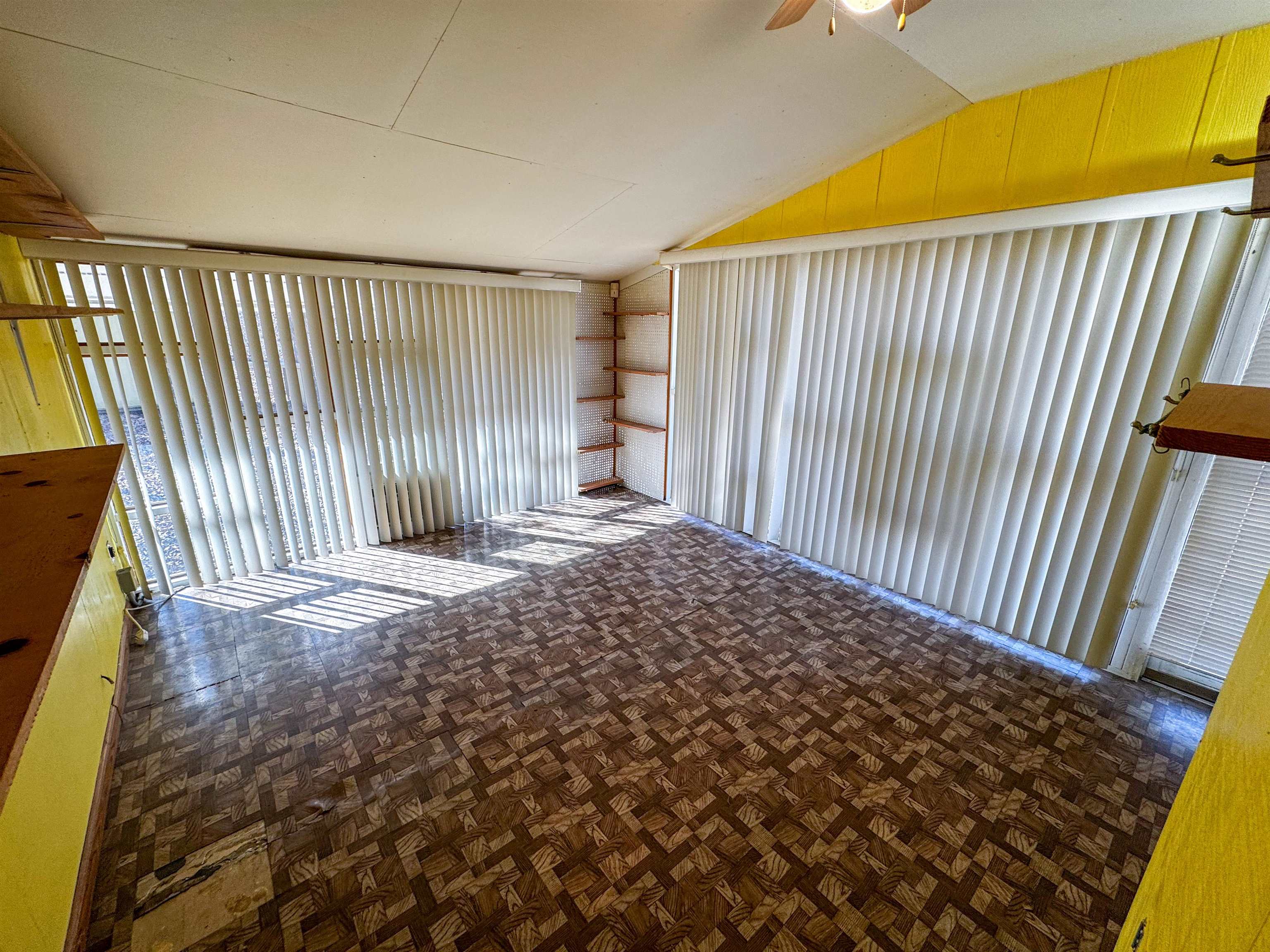 LAKE FORREST ADDN - Residential