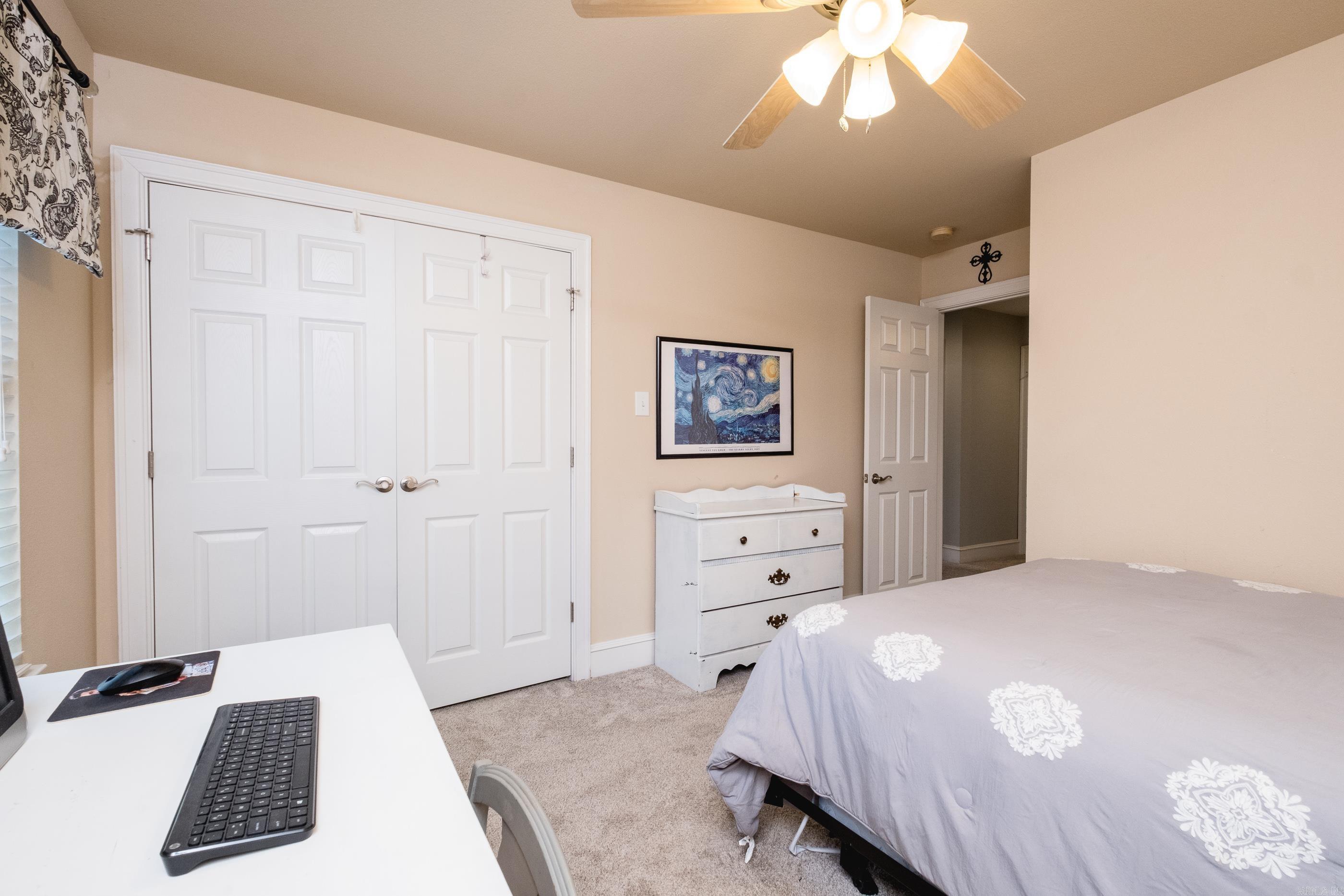 WOODLANDS EDGE - Residential