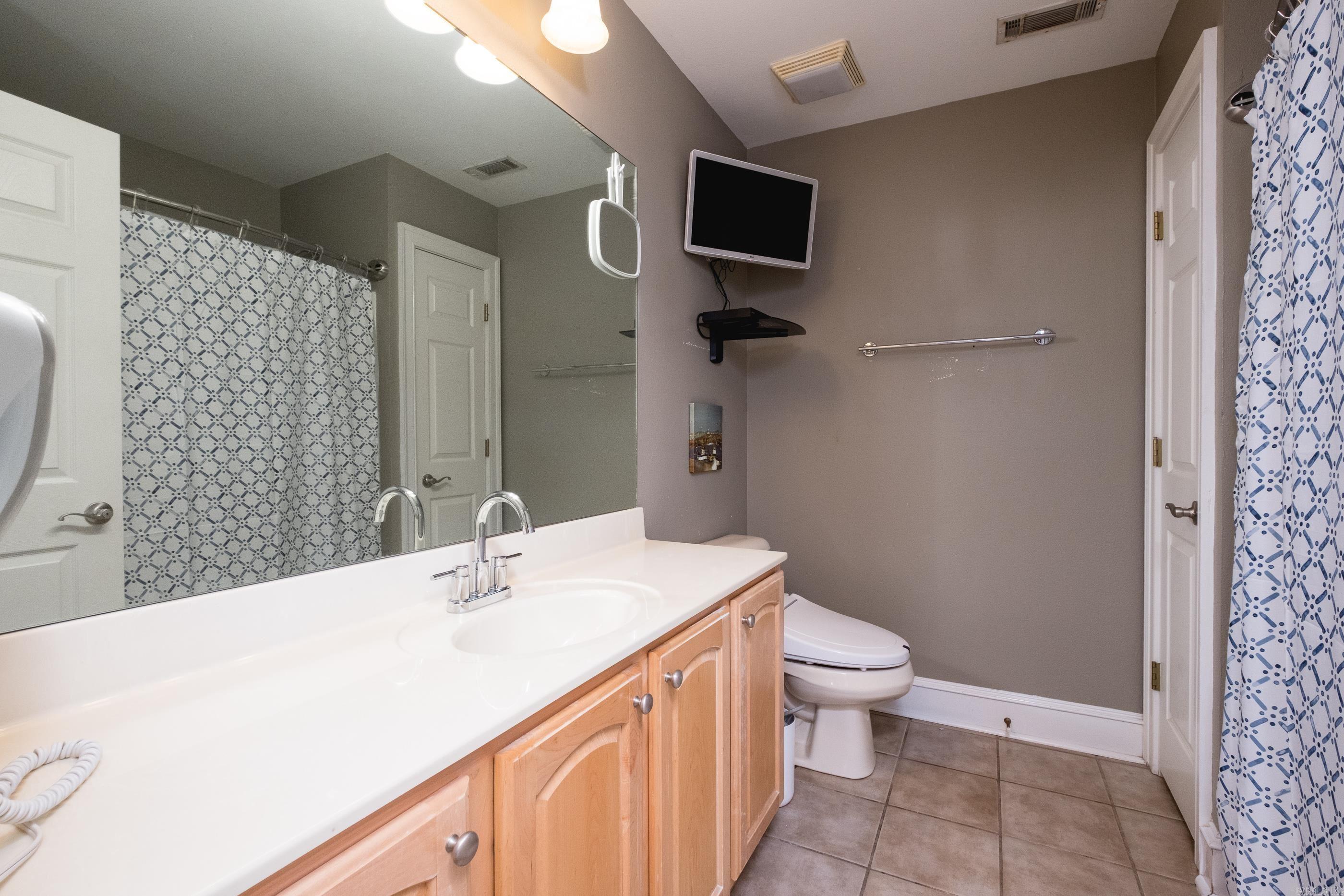 WOODLANDS EDGE - Residential