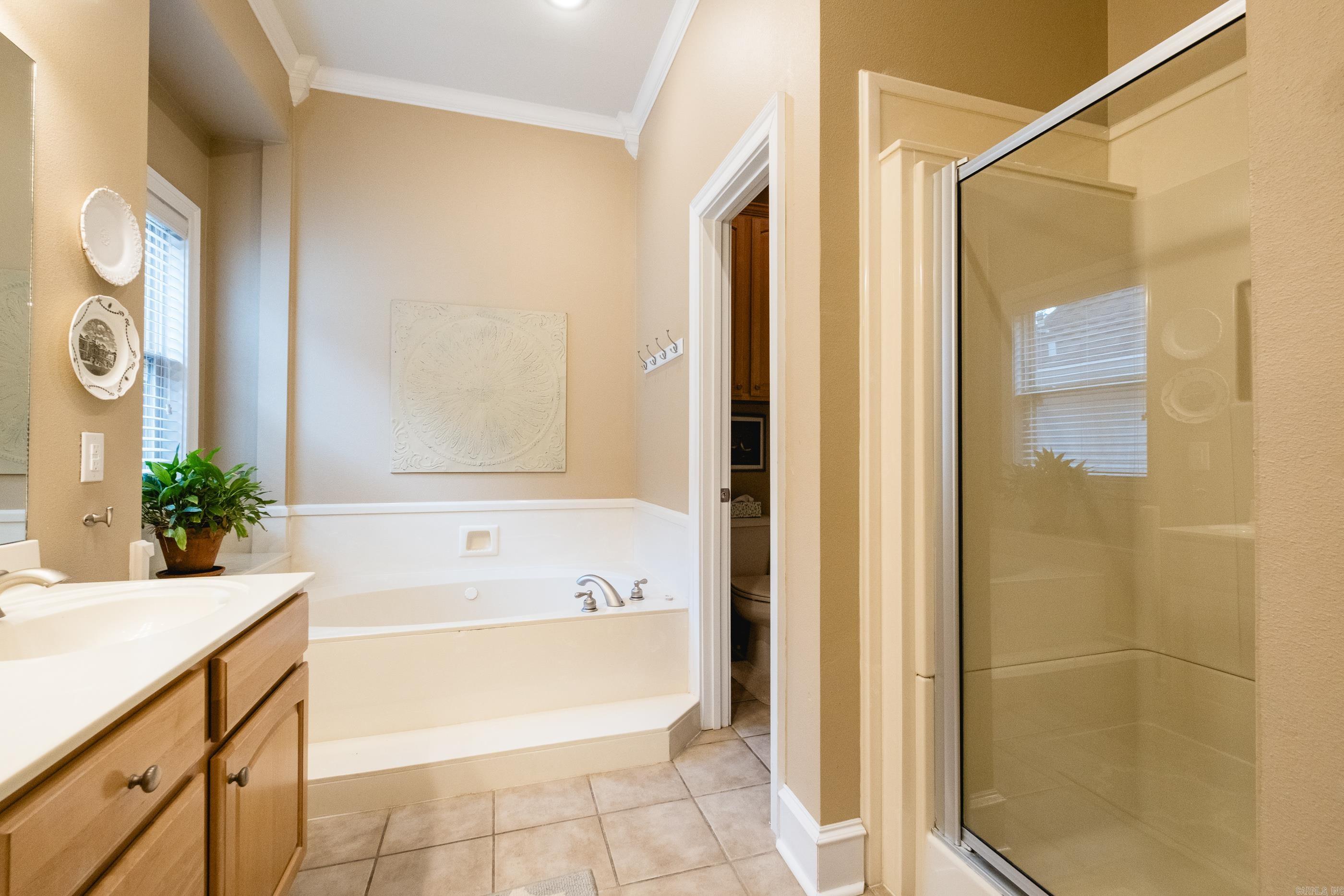 WOODLANDS EDGE - Residential