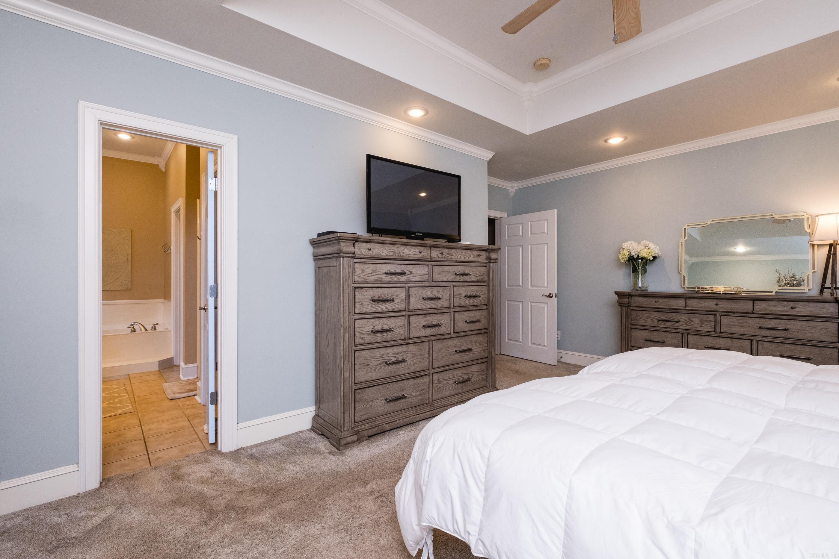 WOODLANDS EDGE - Residential