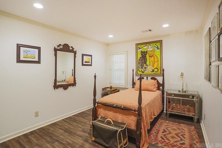 FOXCROFT SQUARE HPR - Residential