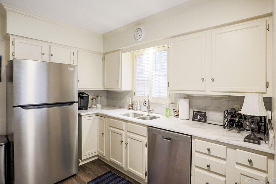 FOXCROFT SQUARE HPR - Residential