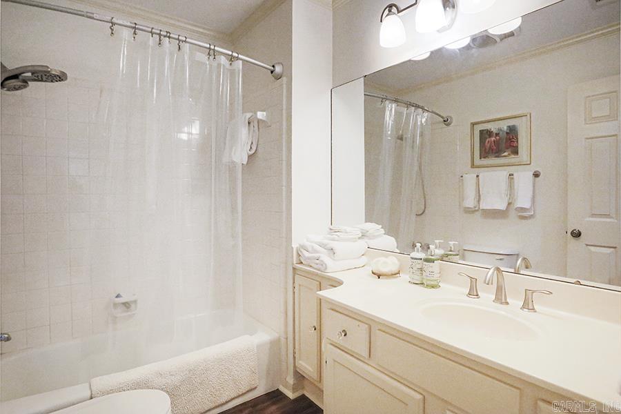 FOXCROFT SQUARE HPR - Residential