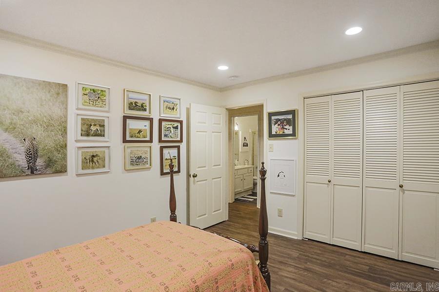 FOXCROFT SQUARE HPR - Residential