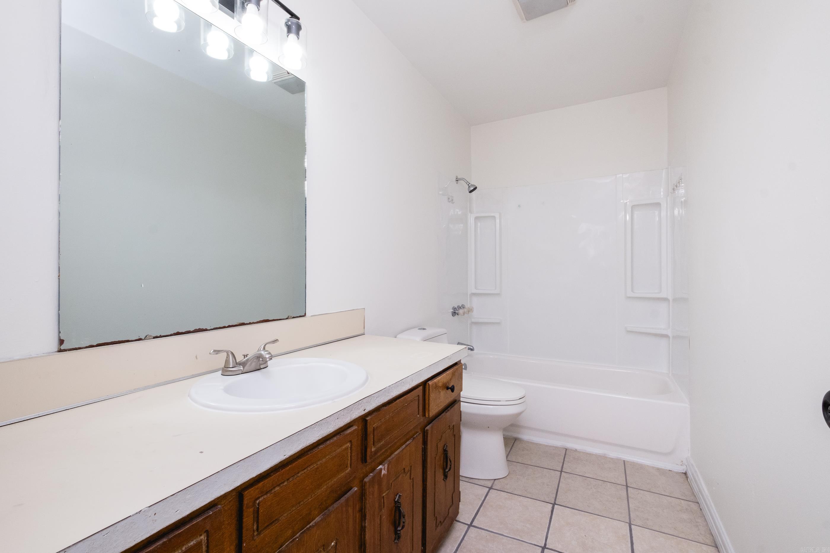 EASTWOOD - Residential