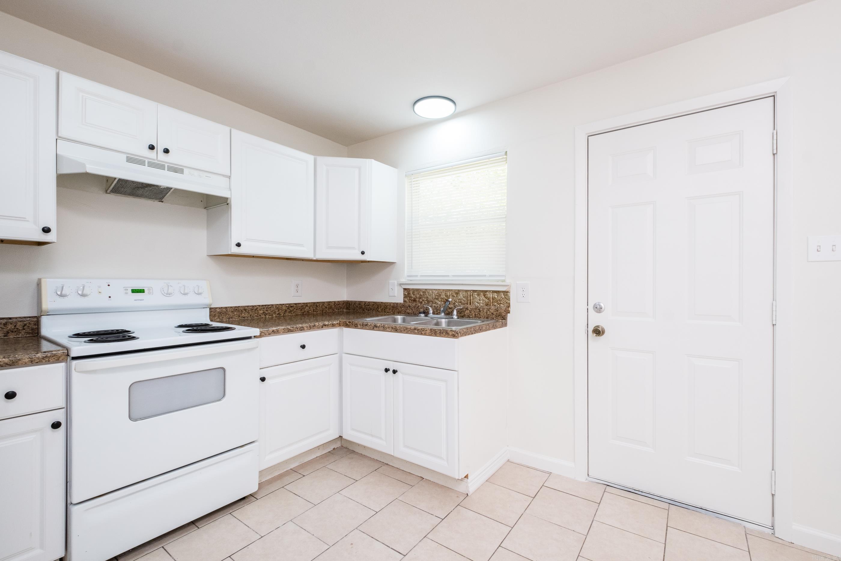 EASTWOOD - Residential