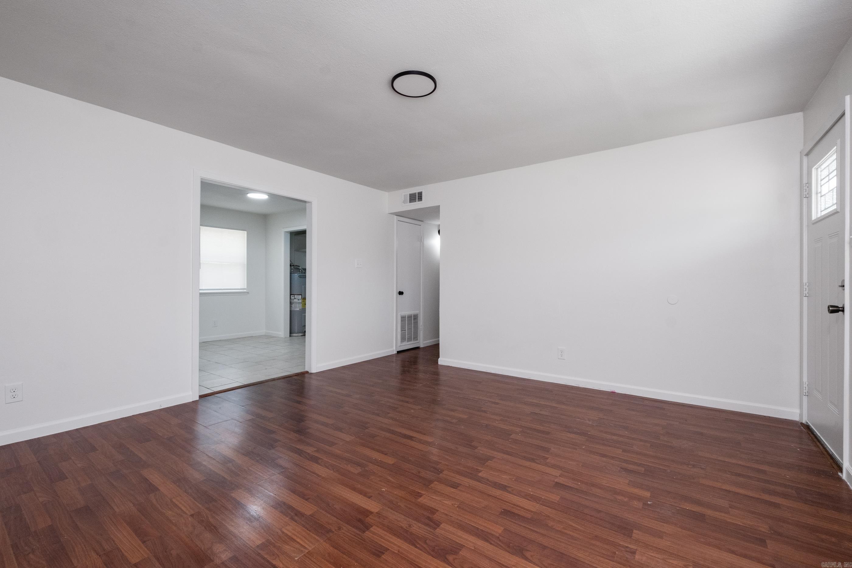 EASTWOOD - Residential