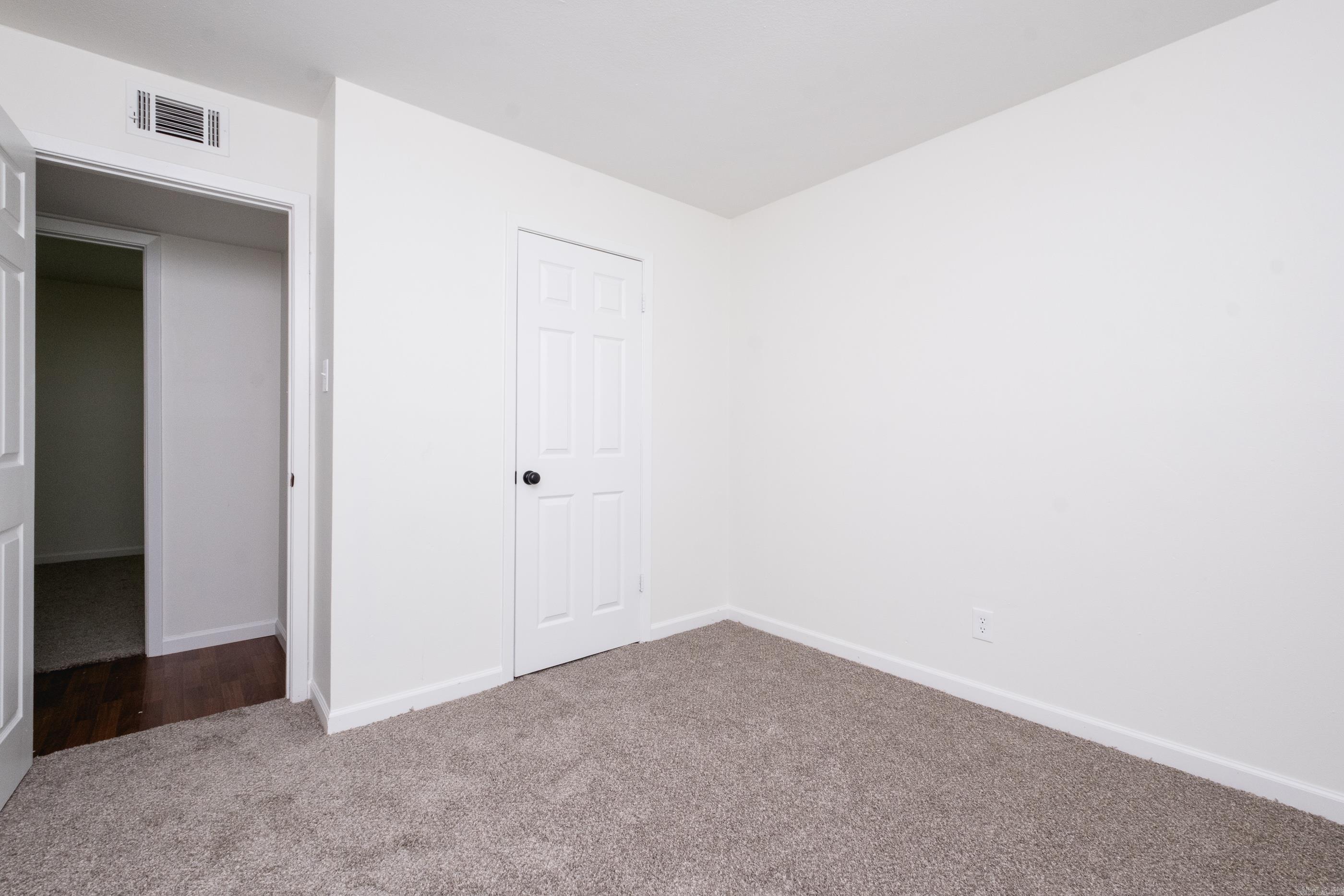 EASTWOOD - Residential