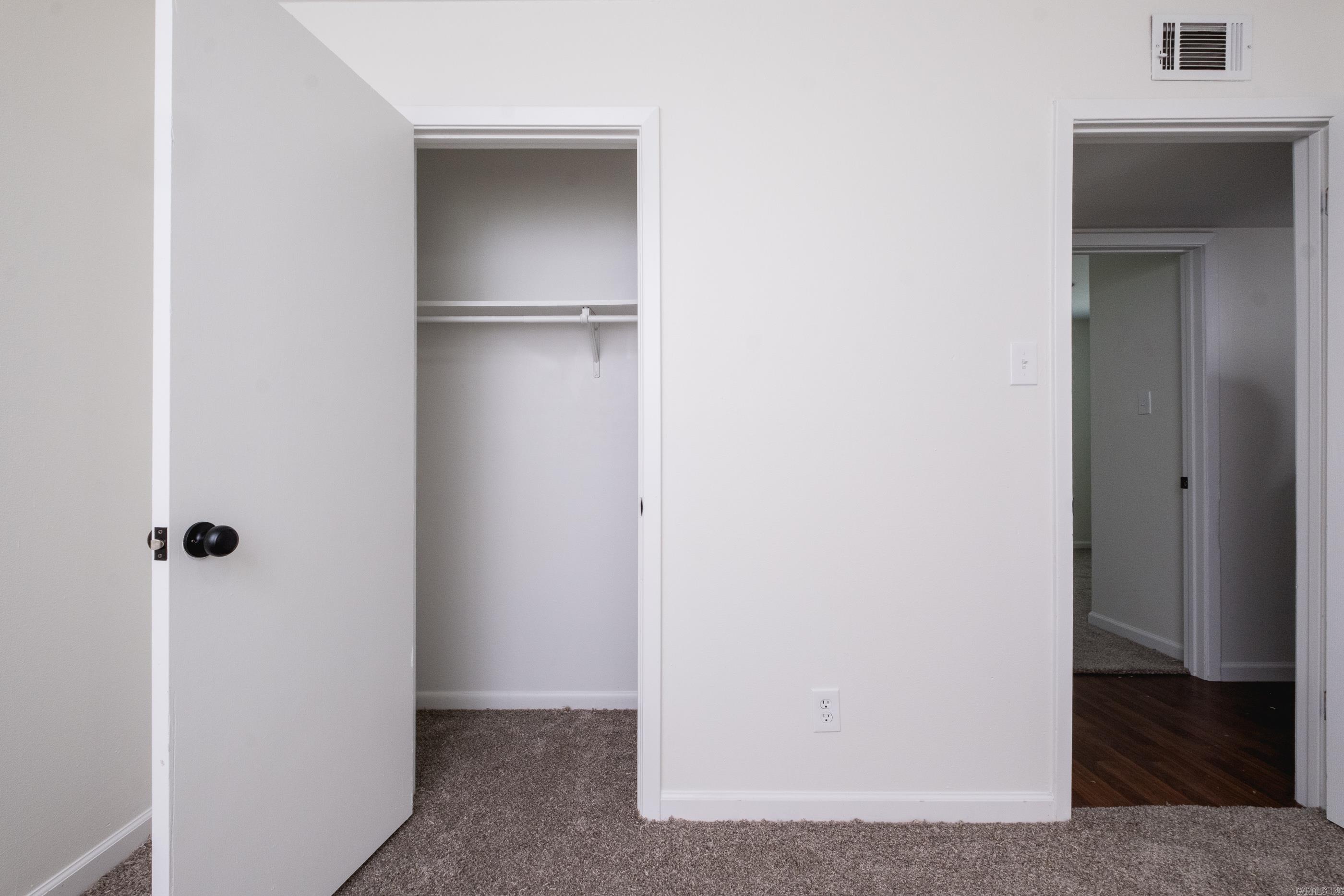 EASTWOOD - Residential