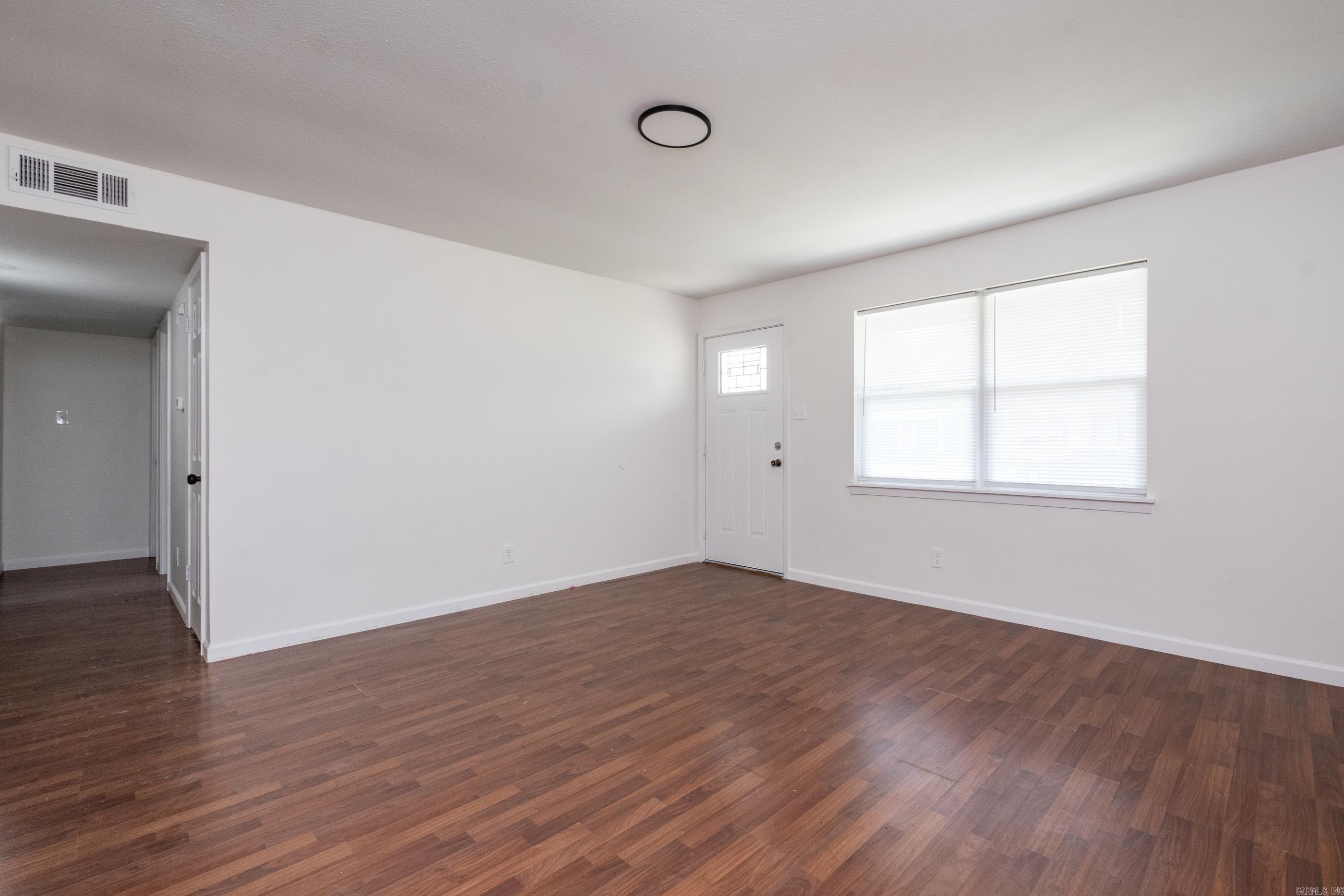 EASTWOOD - Residential