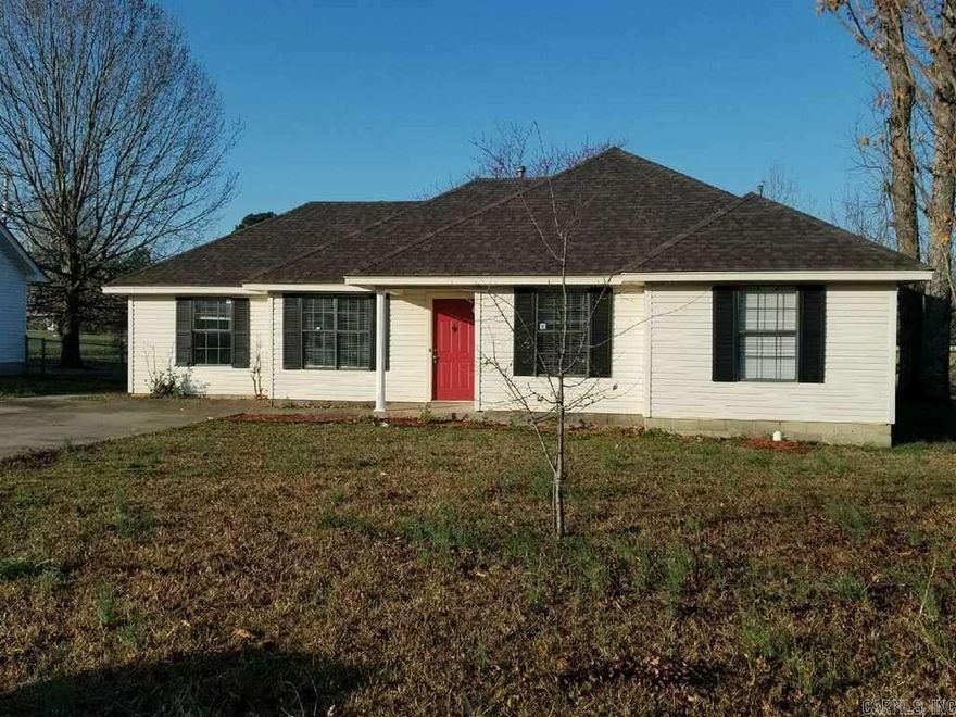 Cozy 4 Bedroom 2 bath home for rent in the Clover Ridge subdivision of Jacksonville.  This home is move in ready so come check it out.