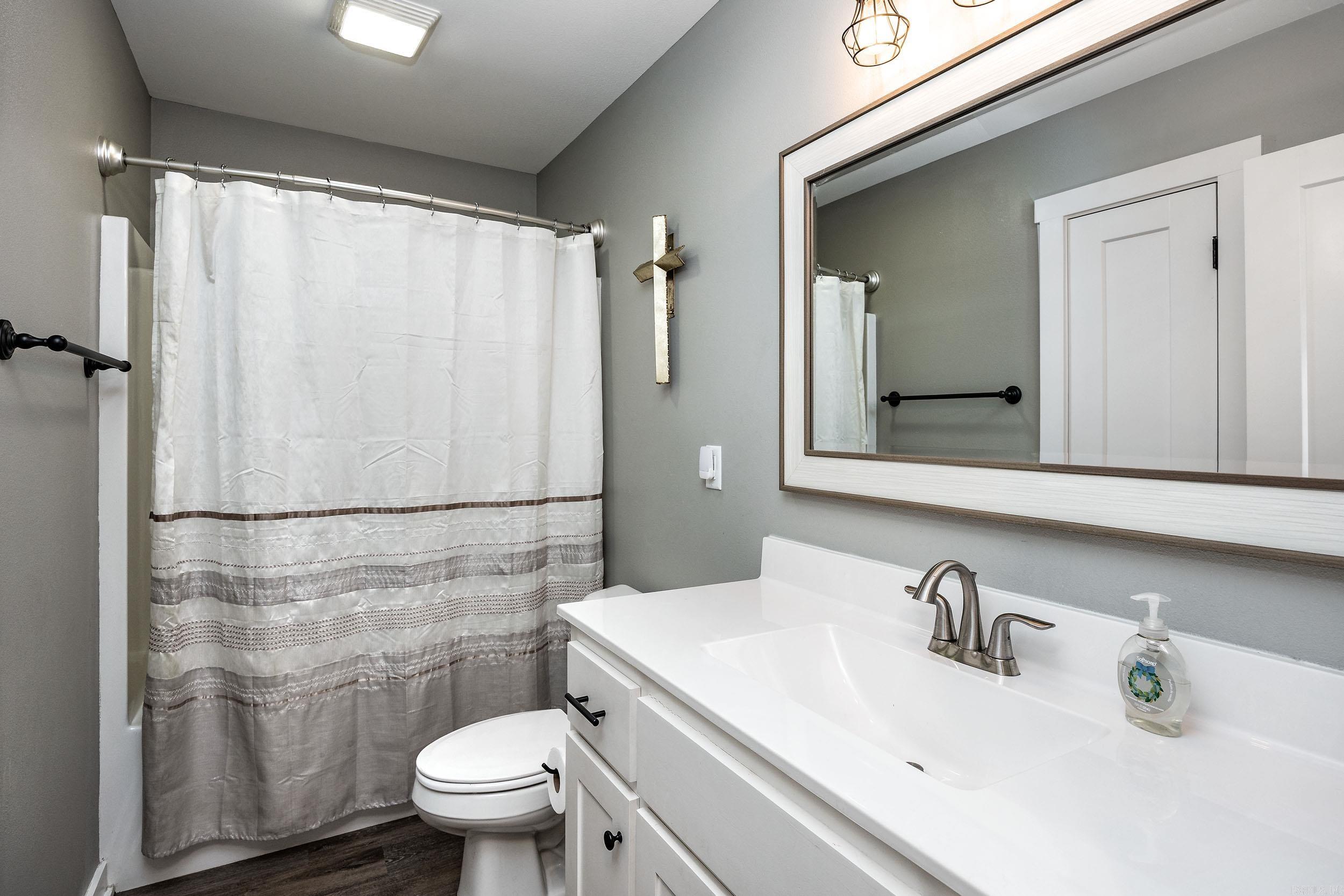 DOVE CREEK - Residential