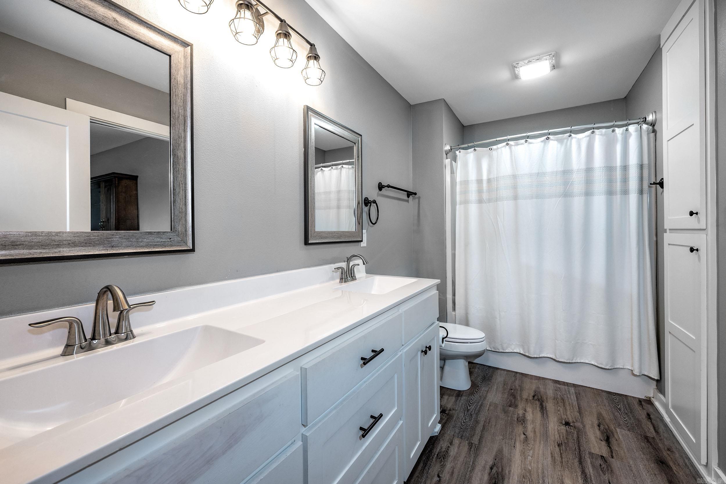 DOVE CREEK - Residential