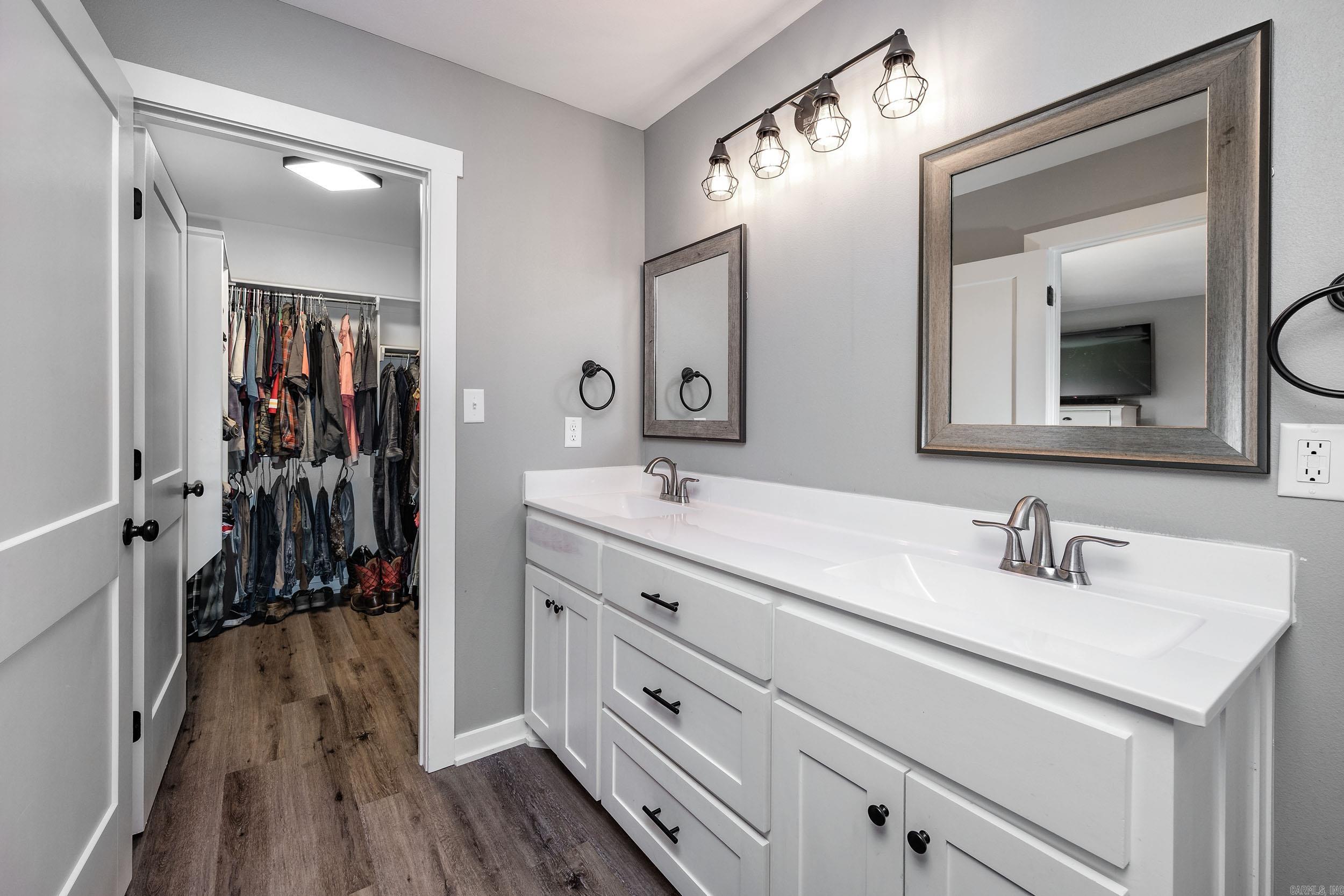 DOVE CREEK - Residential