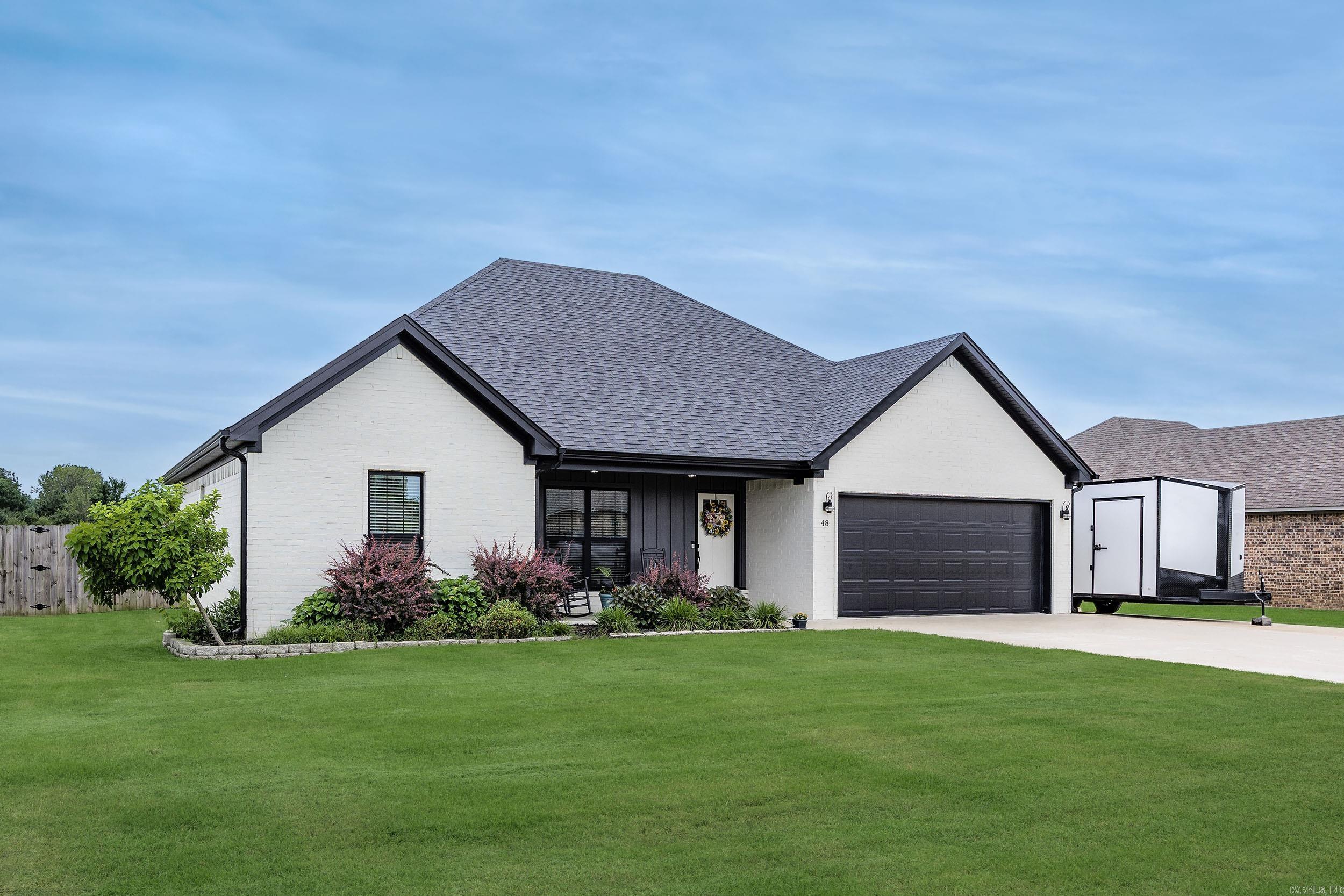 DOVE CREEK - Residential